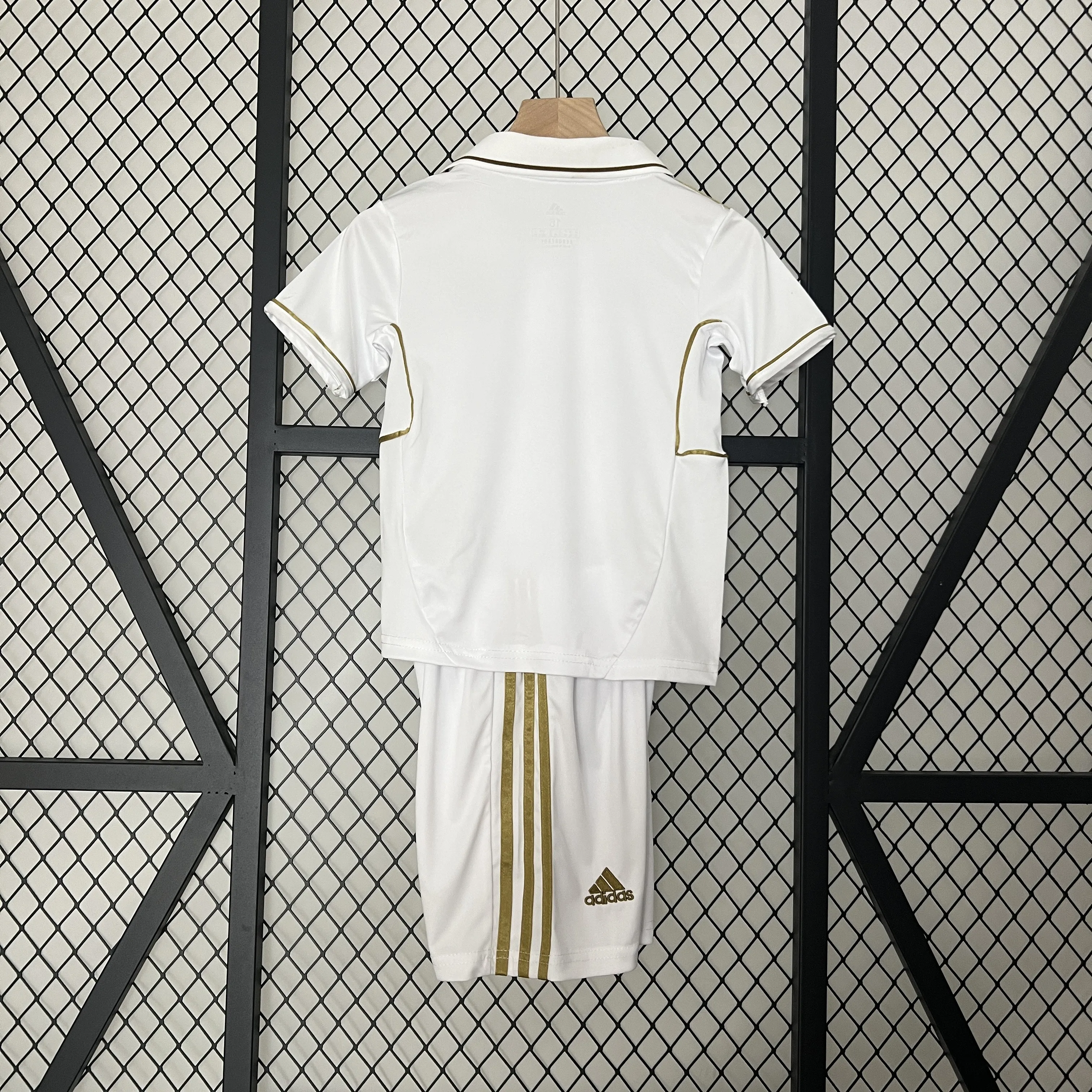 Kids Reαl Mαdrid 11/12 Home kit