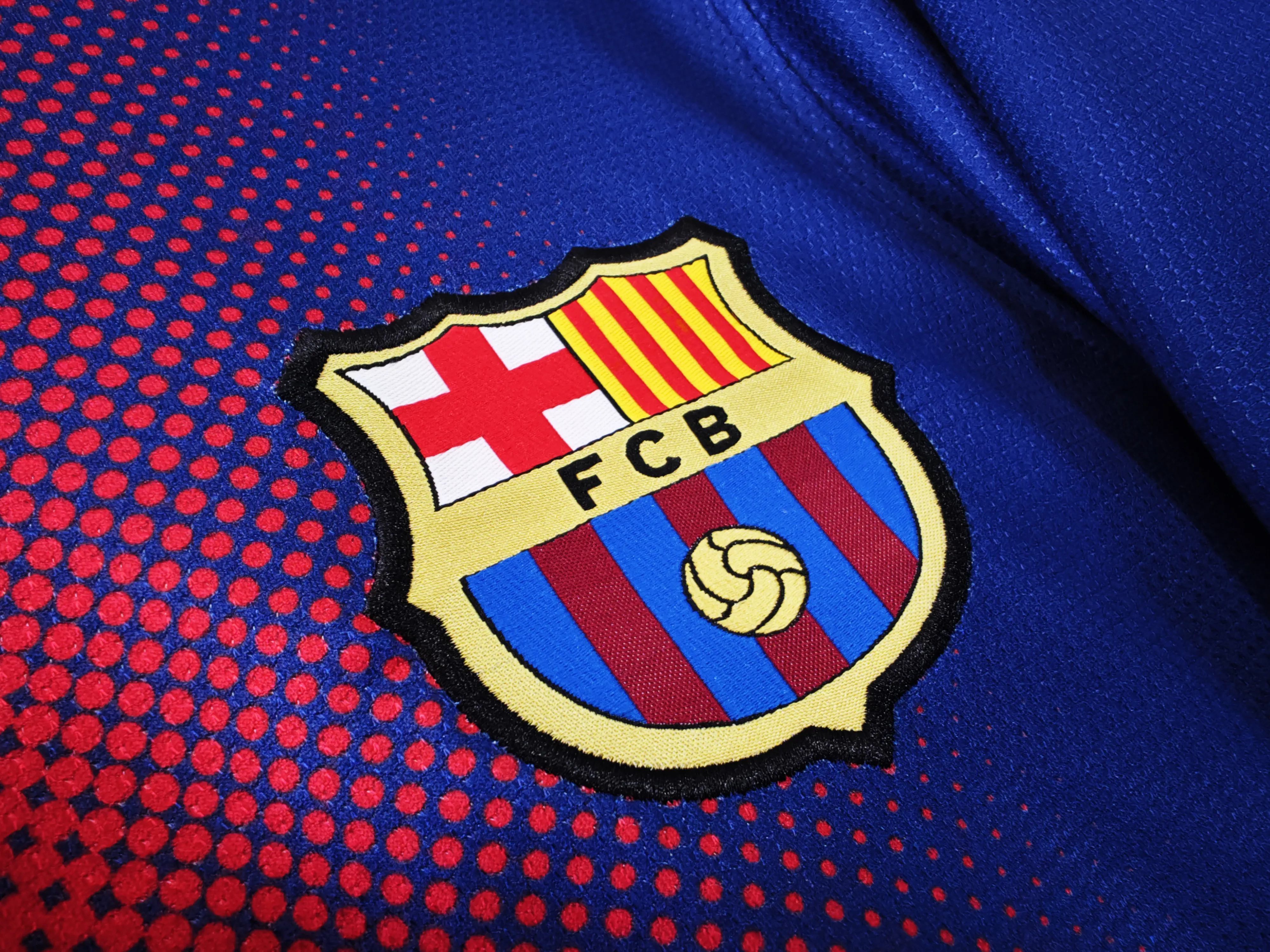 Retro 12/13 Barcelona Home S-XXL