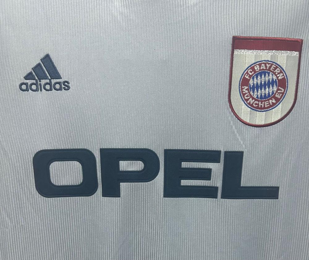 Retro 1998-99 Bayern Munich Away