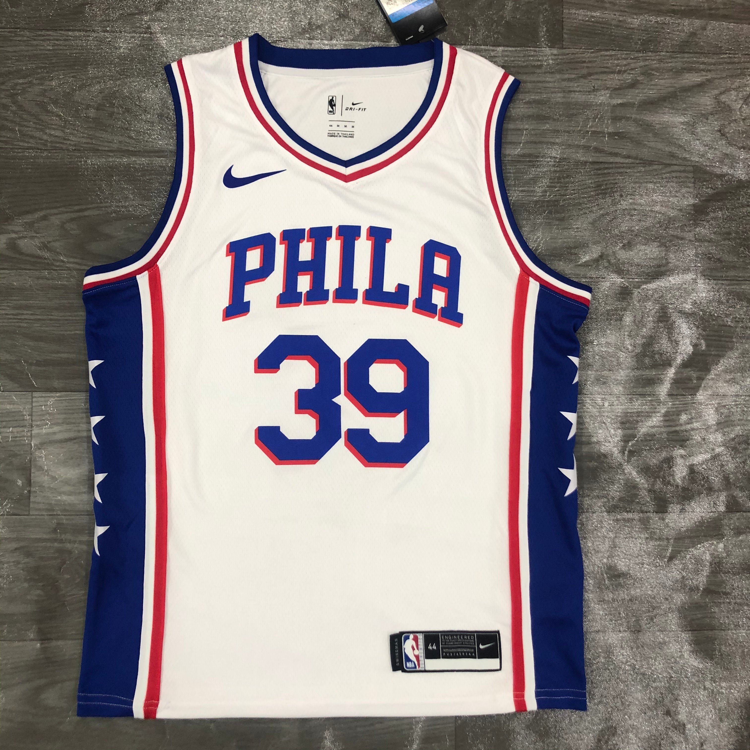 Philadelphia 76ers White V  #39