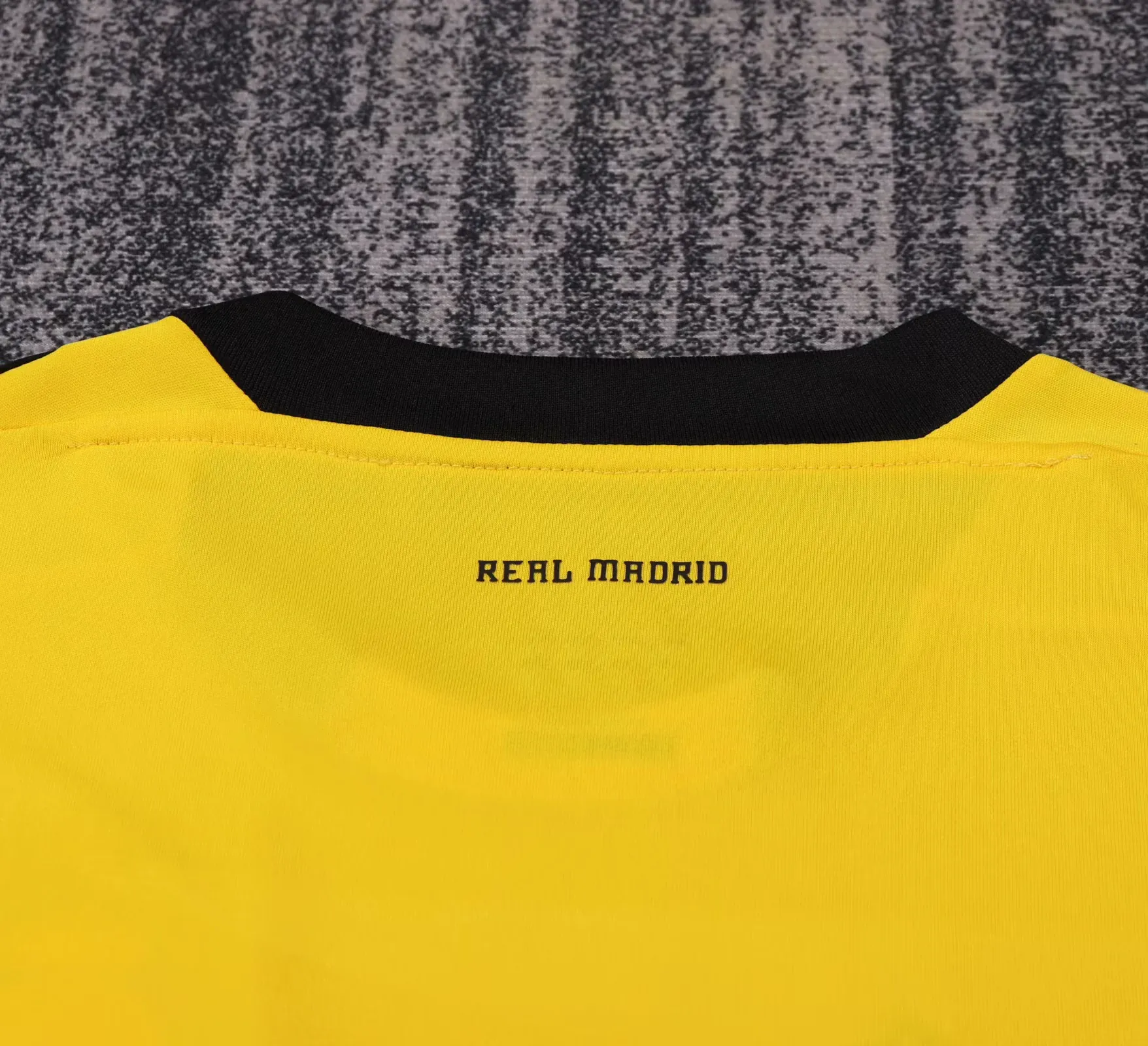 Kids Real Mαdrid 11/12 Goalkeeper Kit 16-28