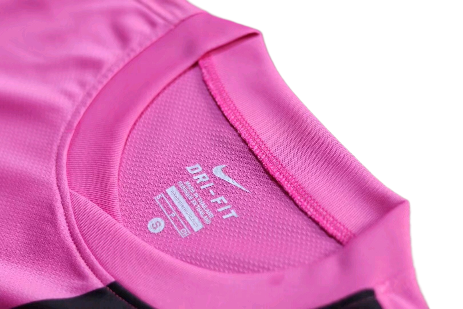 Retro Juventus 2011/12 Away Pink