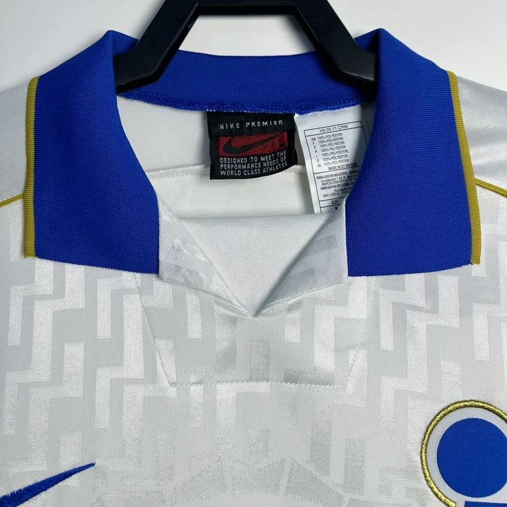 Retro Italy 1995 Away Kit S-XXL