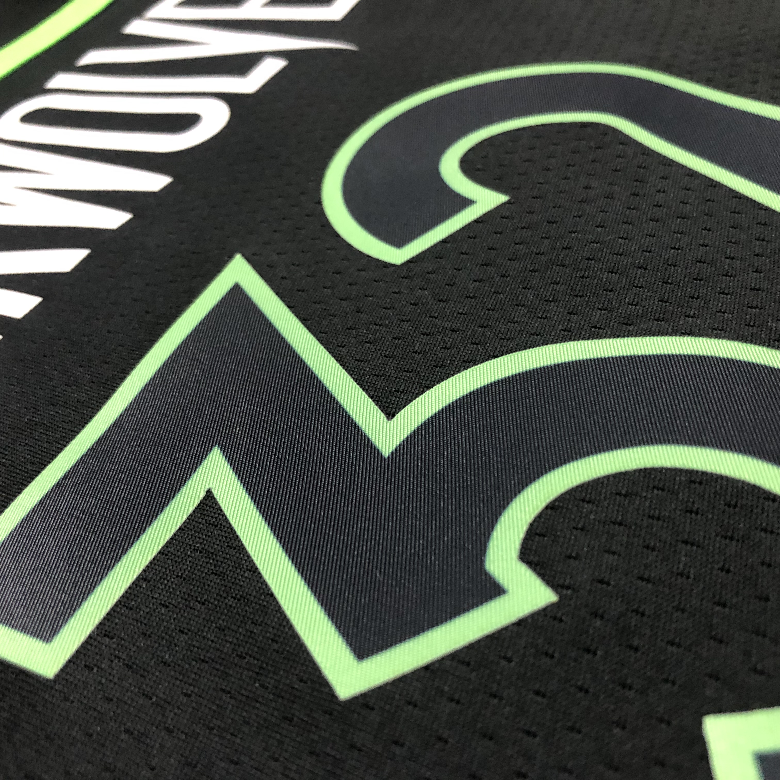 23 SEASON MINNESOTA TIMBERWOLVES FLYER  NO.32 TOWNS