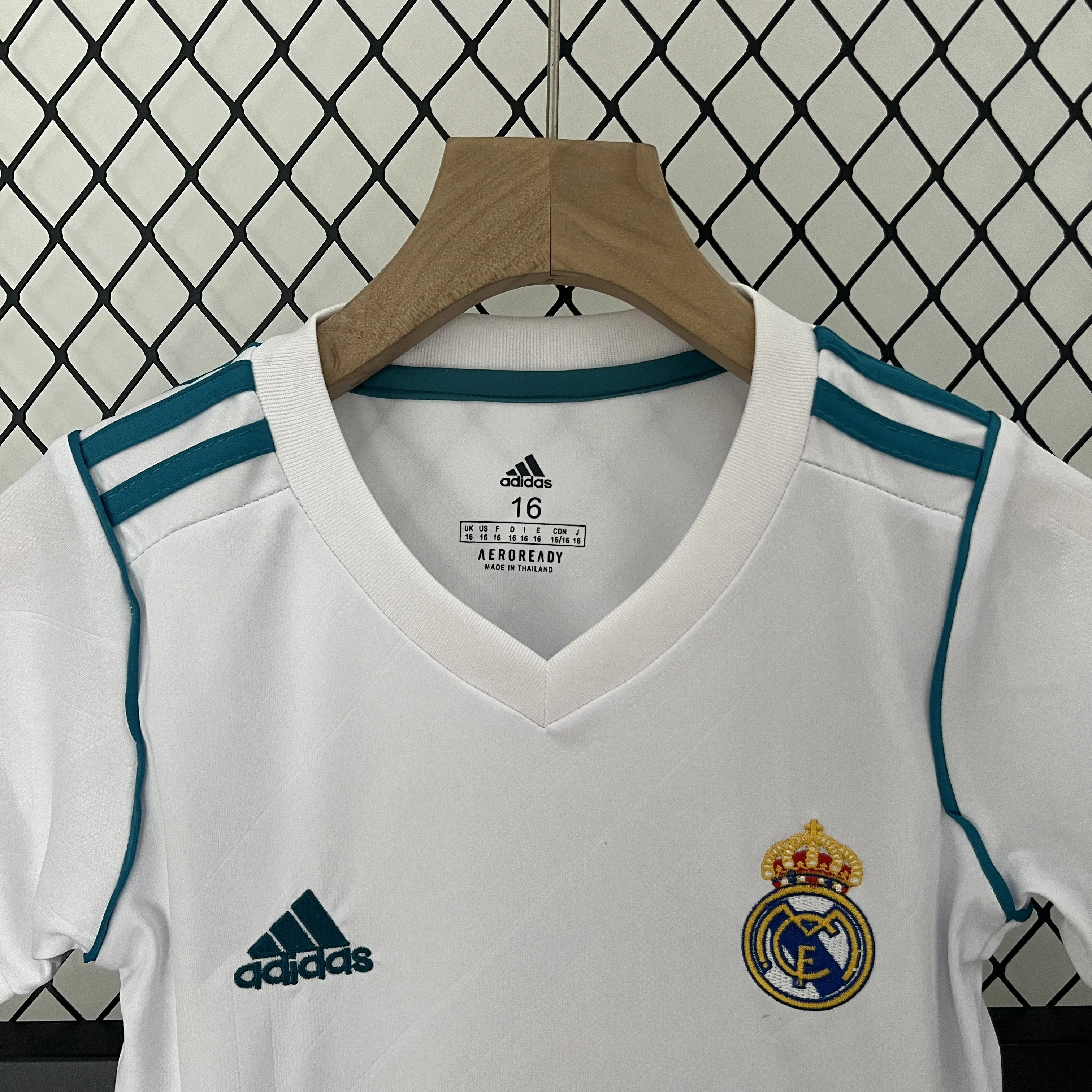 Kids Kit Real Mαdrid 17/18 Home White