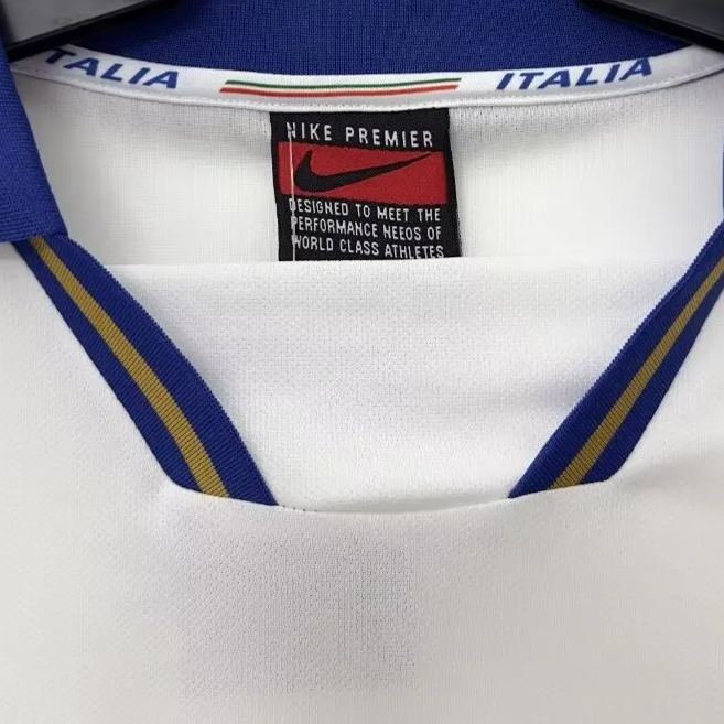 Retro  Italy 1996 Away White with badges