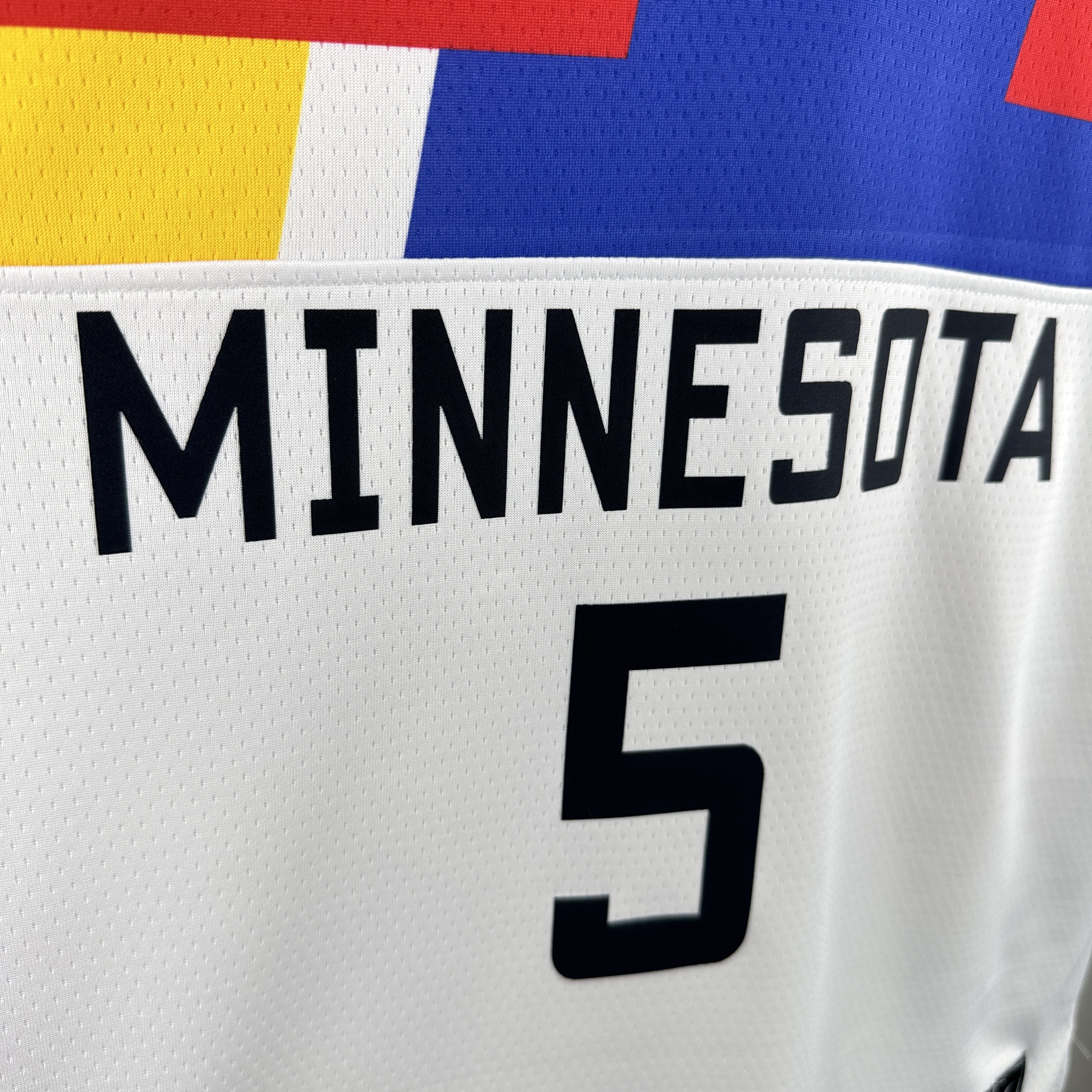 23 SEASON MINNESOTA TIMBERWOLVES CITY VERSION  NO.5 EDWARDS
