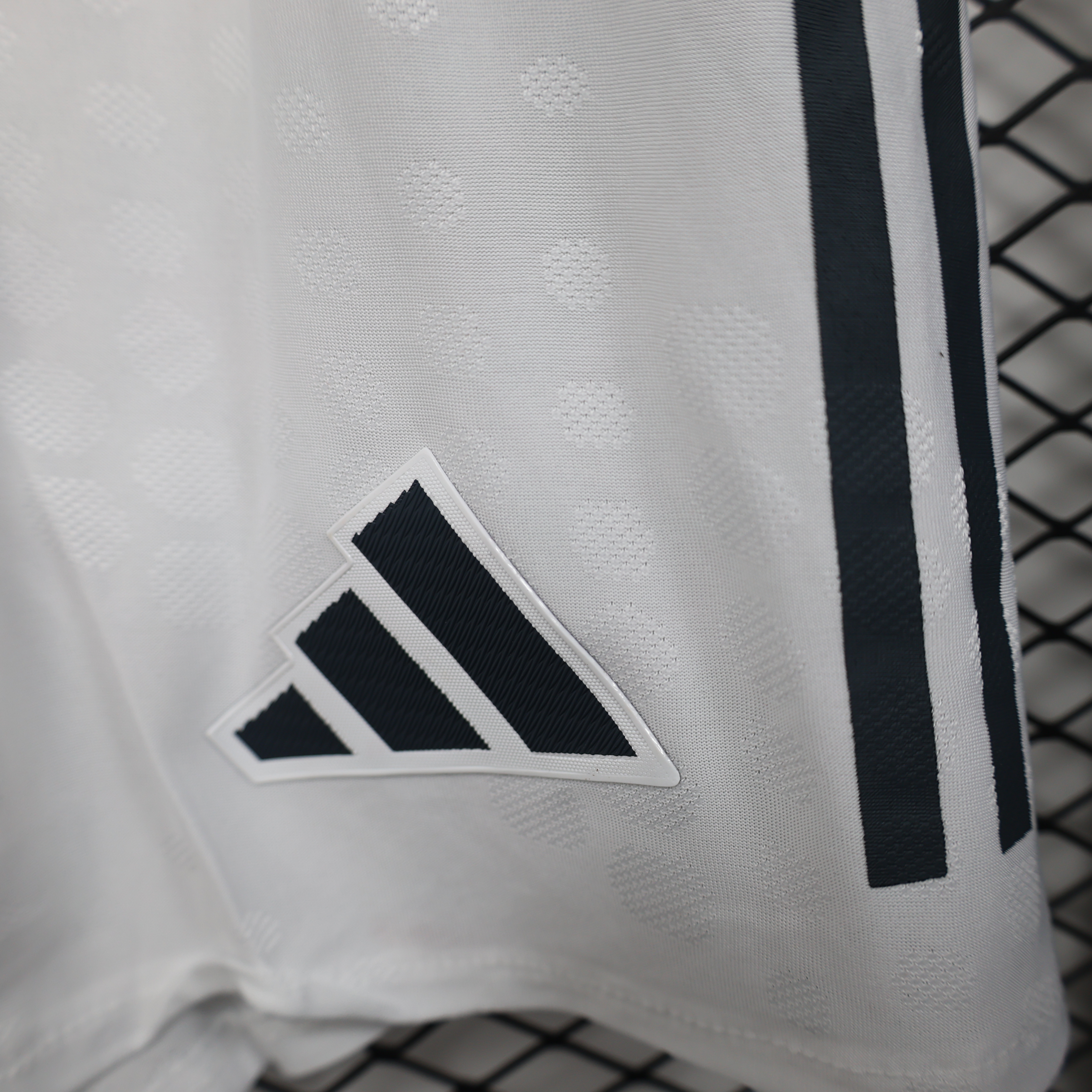 Player Version Shorts Bayern München 25/26 White S-XXL