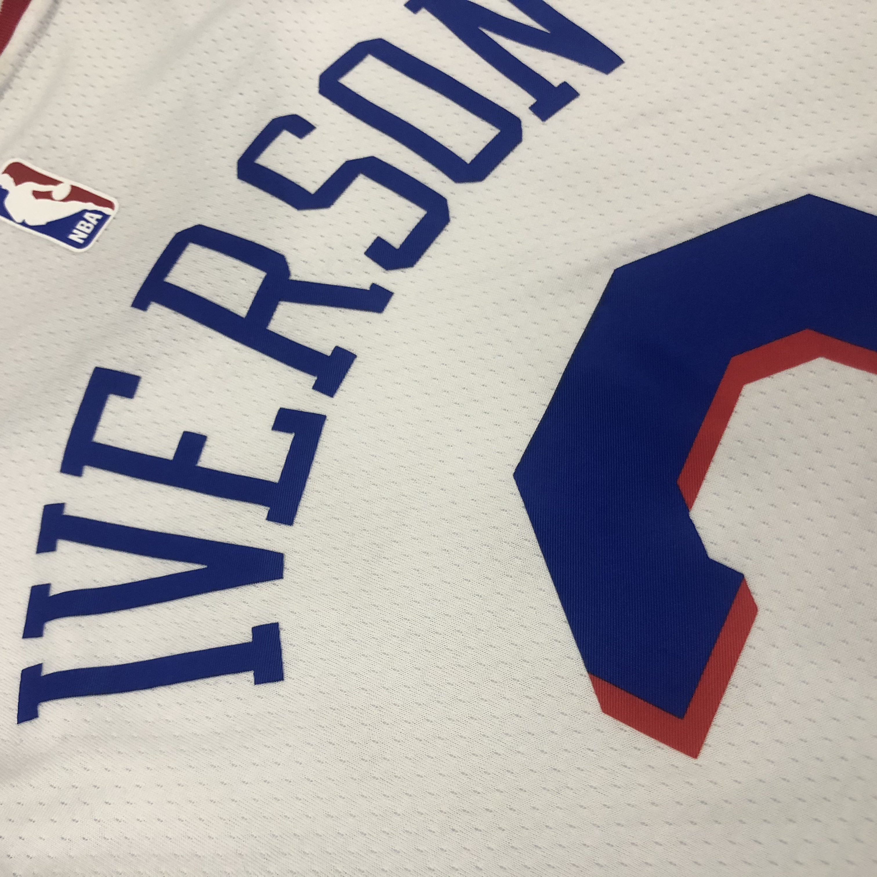 Philadelphia 76ers White V  #3