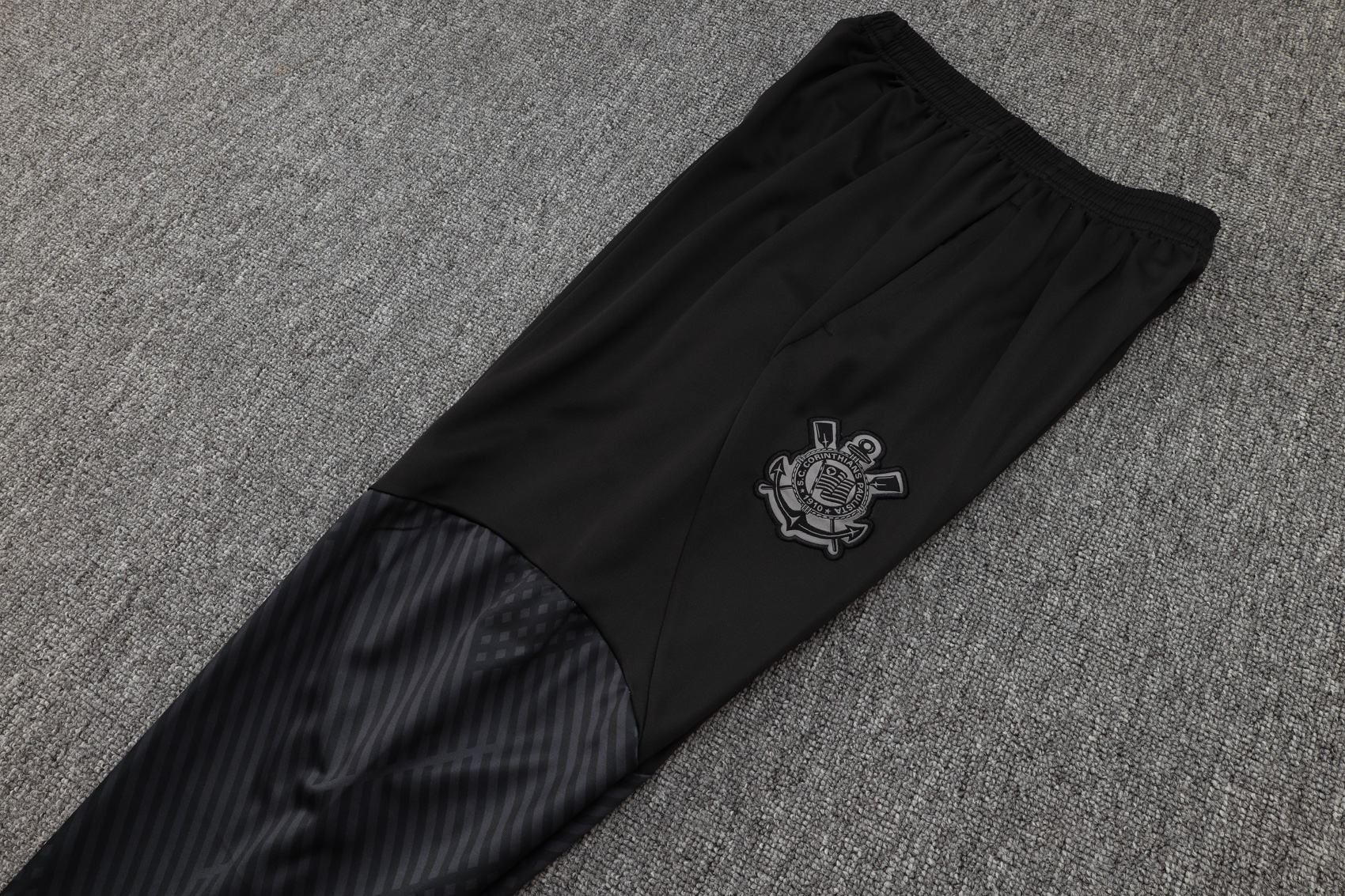 Corinthians 2526 half zipper Training Suit B840