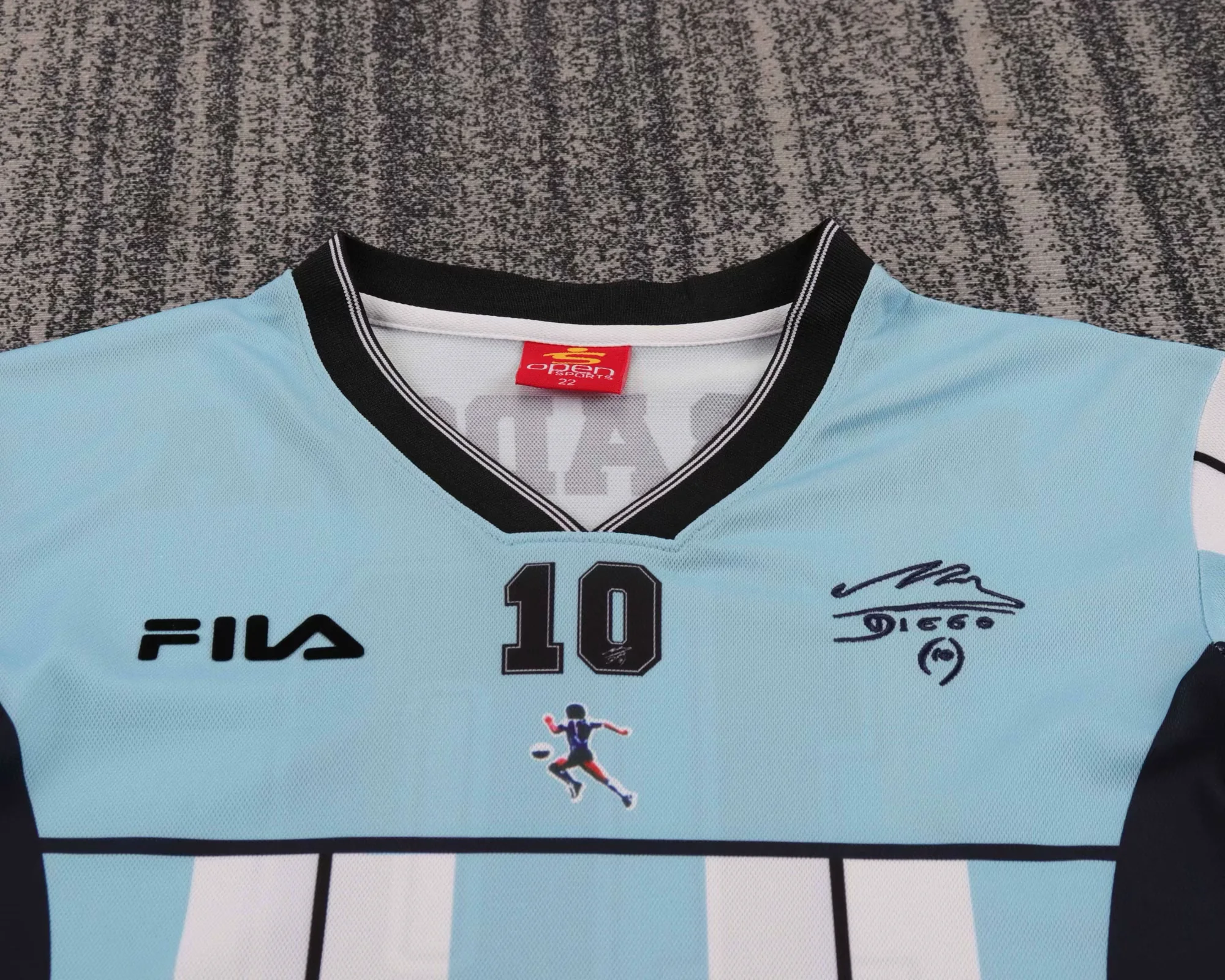 Kids Retro Kit Argentina 2001 Maradona Memorial Edition