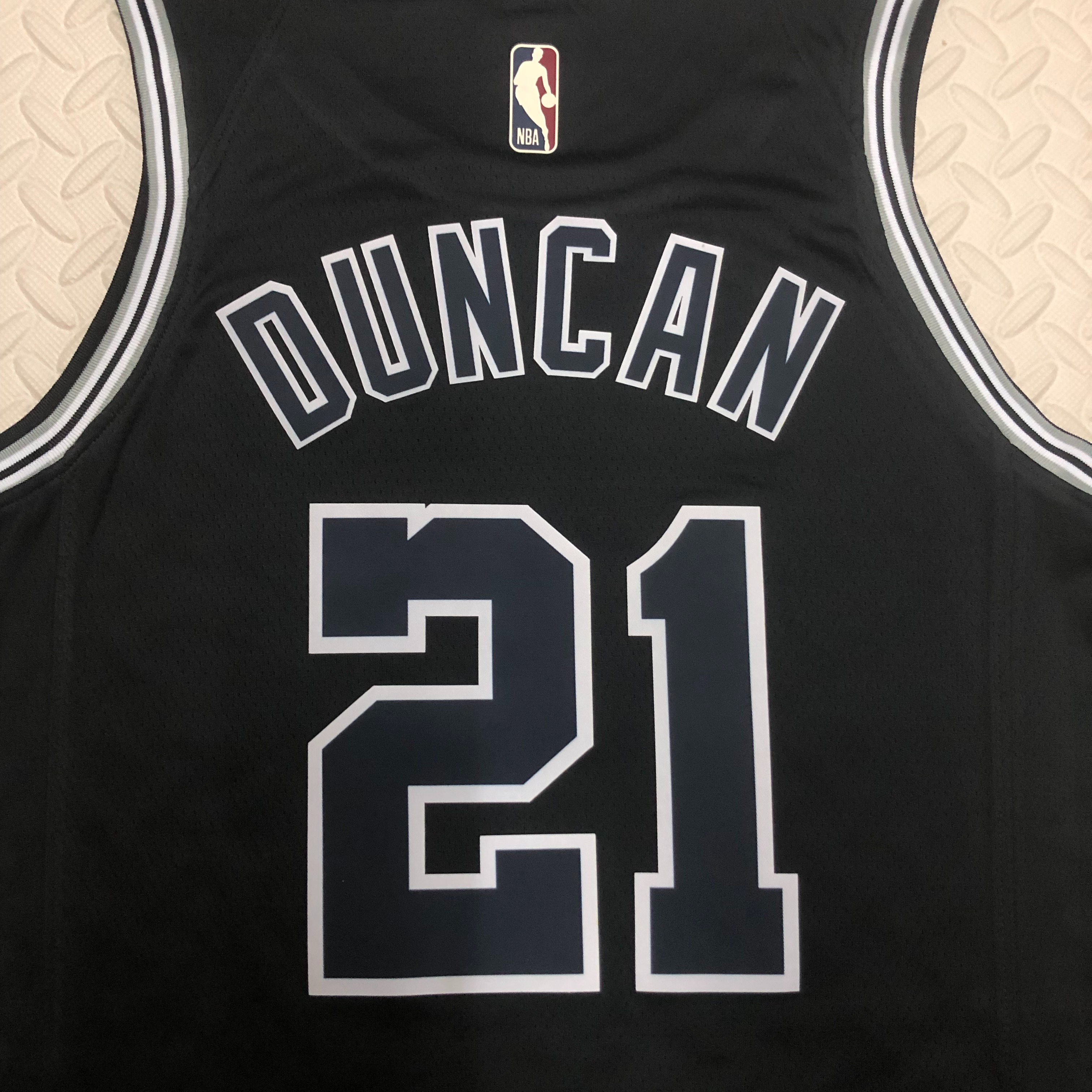 23 Season SAN ANTONIO SPURS Black  #21