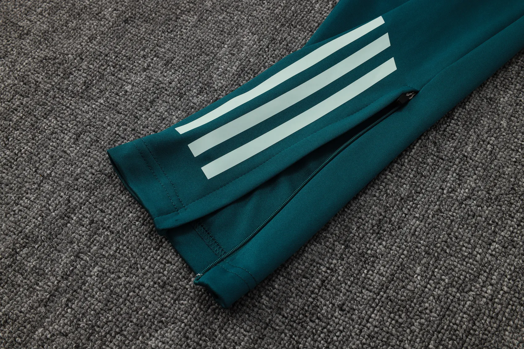 Adult/ Kisd Cruzeiro 24/25 half zipper Training suit B992