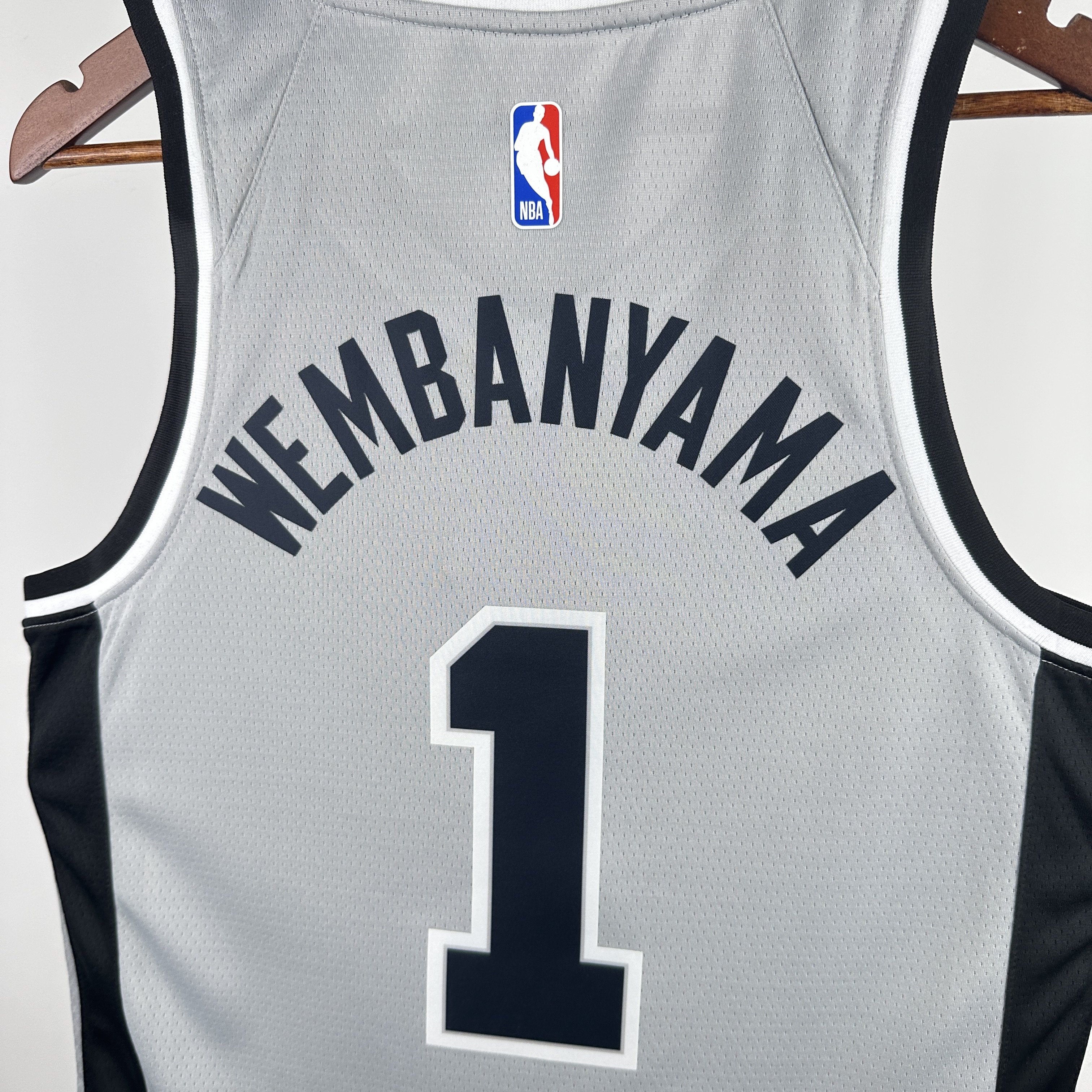 21 SEASON SAN ANTONIO SPURS FLYER EDITION  #1 WEMBANYAMA