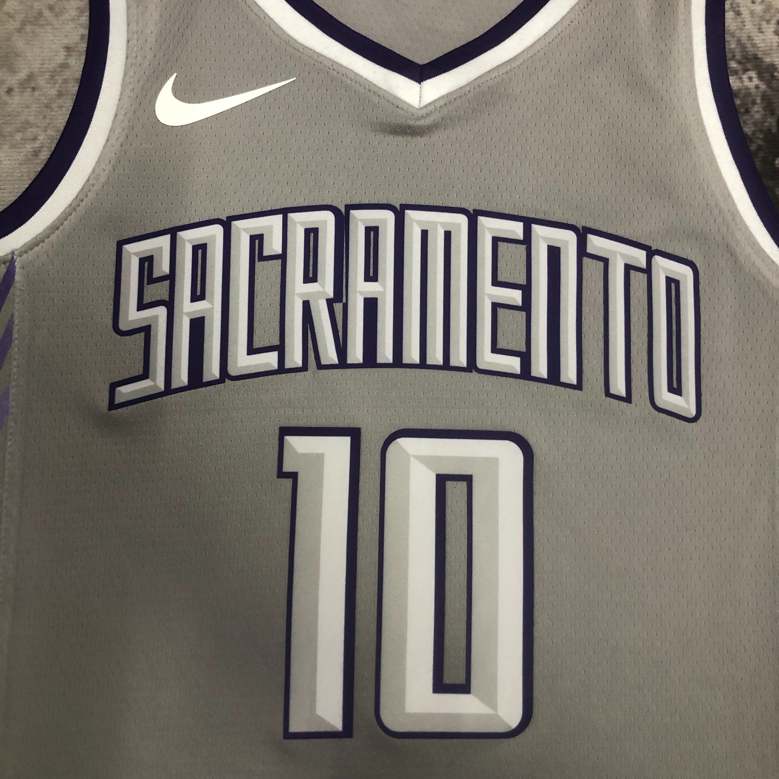 23 SEASON SACRAMENTO KINGS CITY  #10 SABONIS