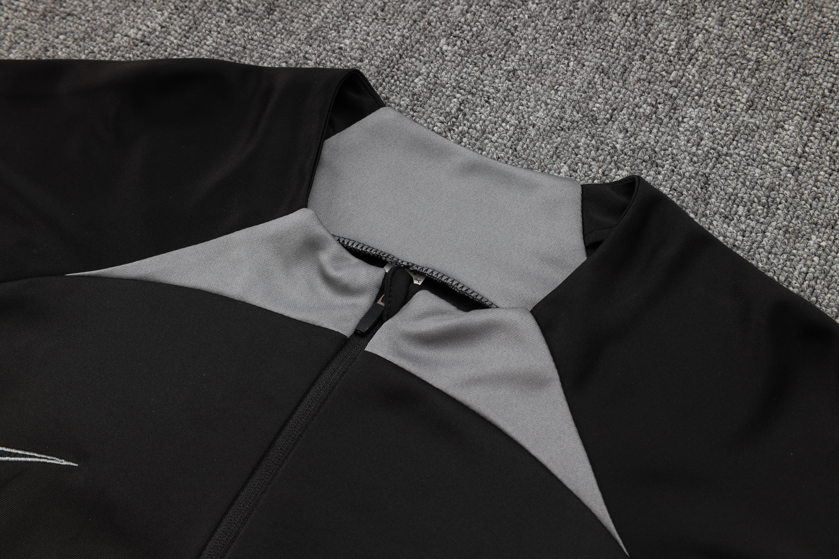 Corinthians 2526 half zipper Training Suit B840