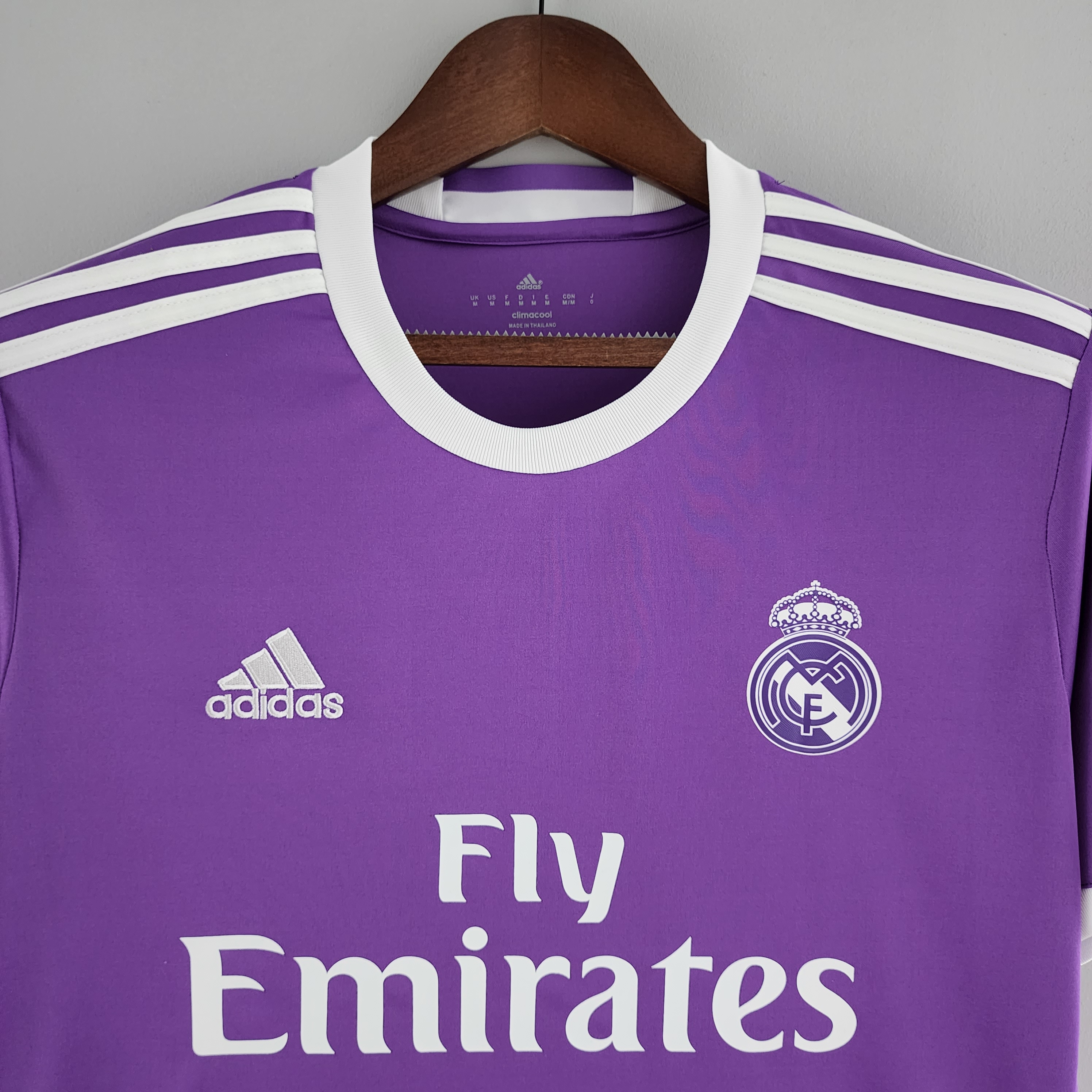 Retro  Real Mαdrid 2016/17 Away Purple