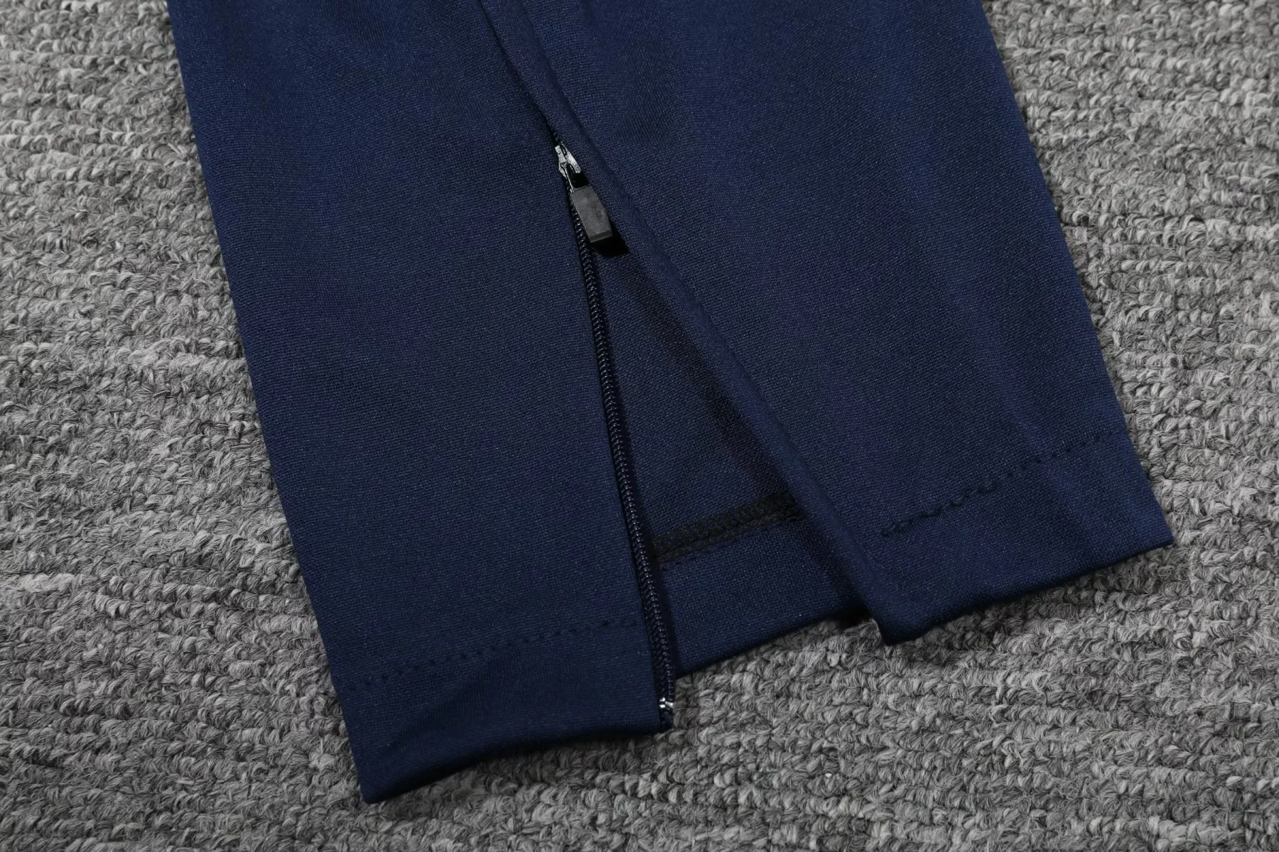 Marseille Short Sleeves Long Pants