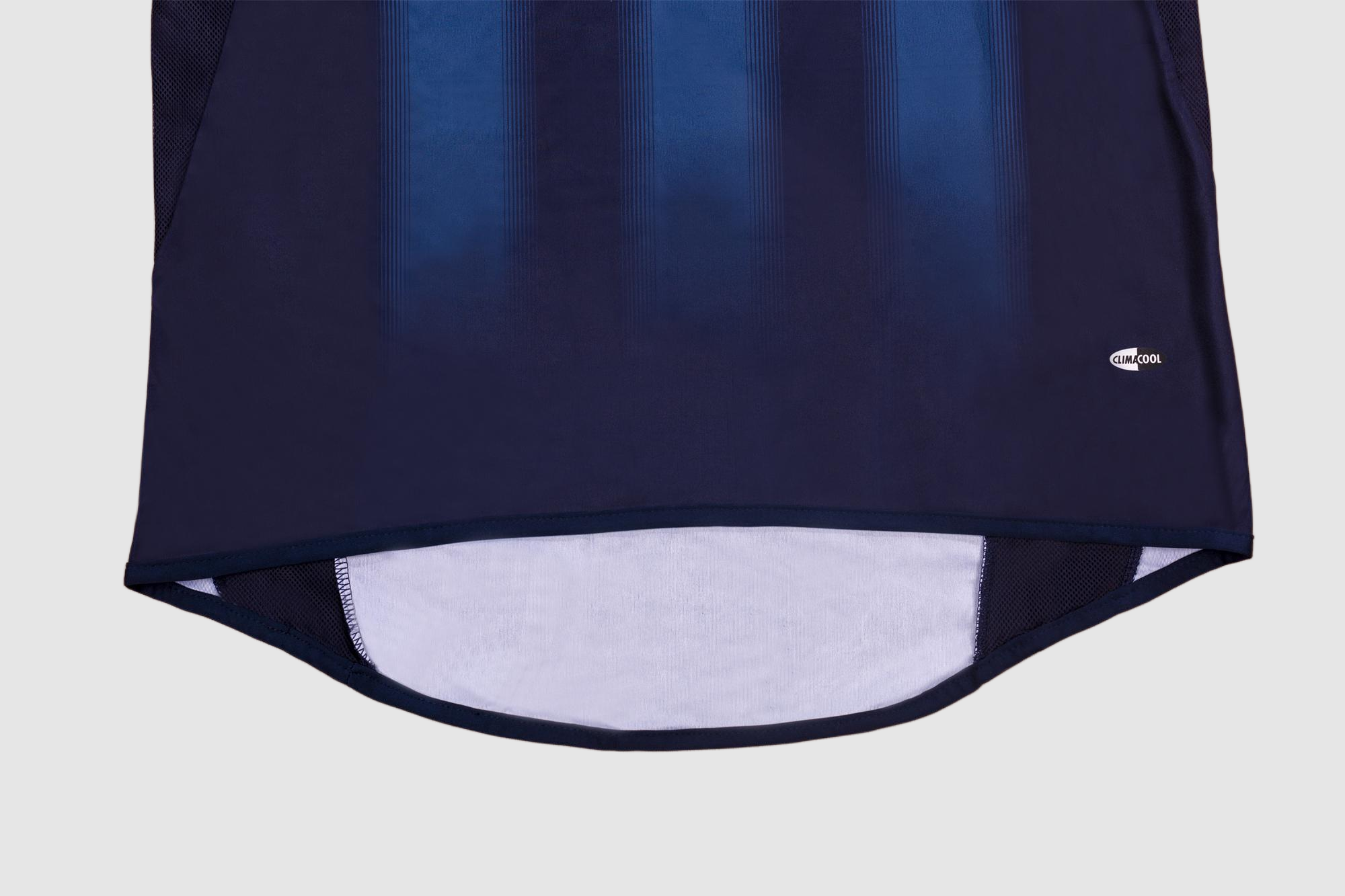 Retro Newcastle 2004/05 Away