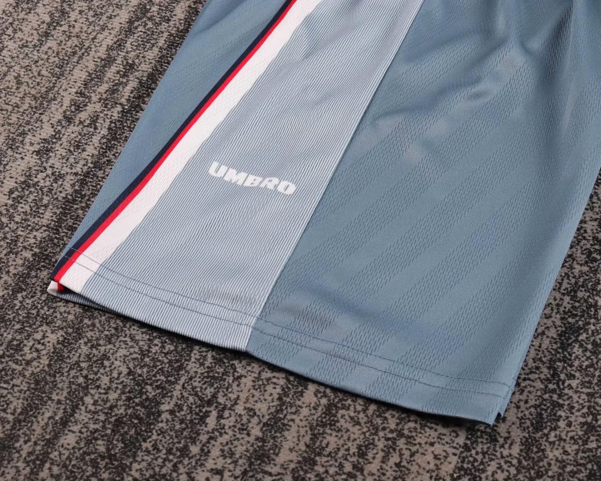 Kids Retro Kit England 1996 Away