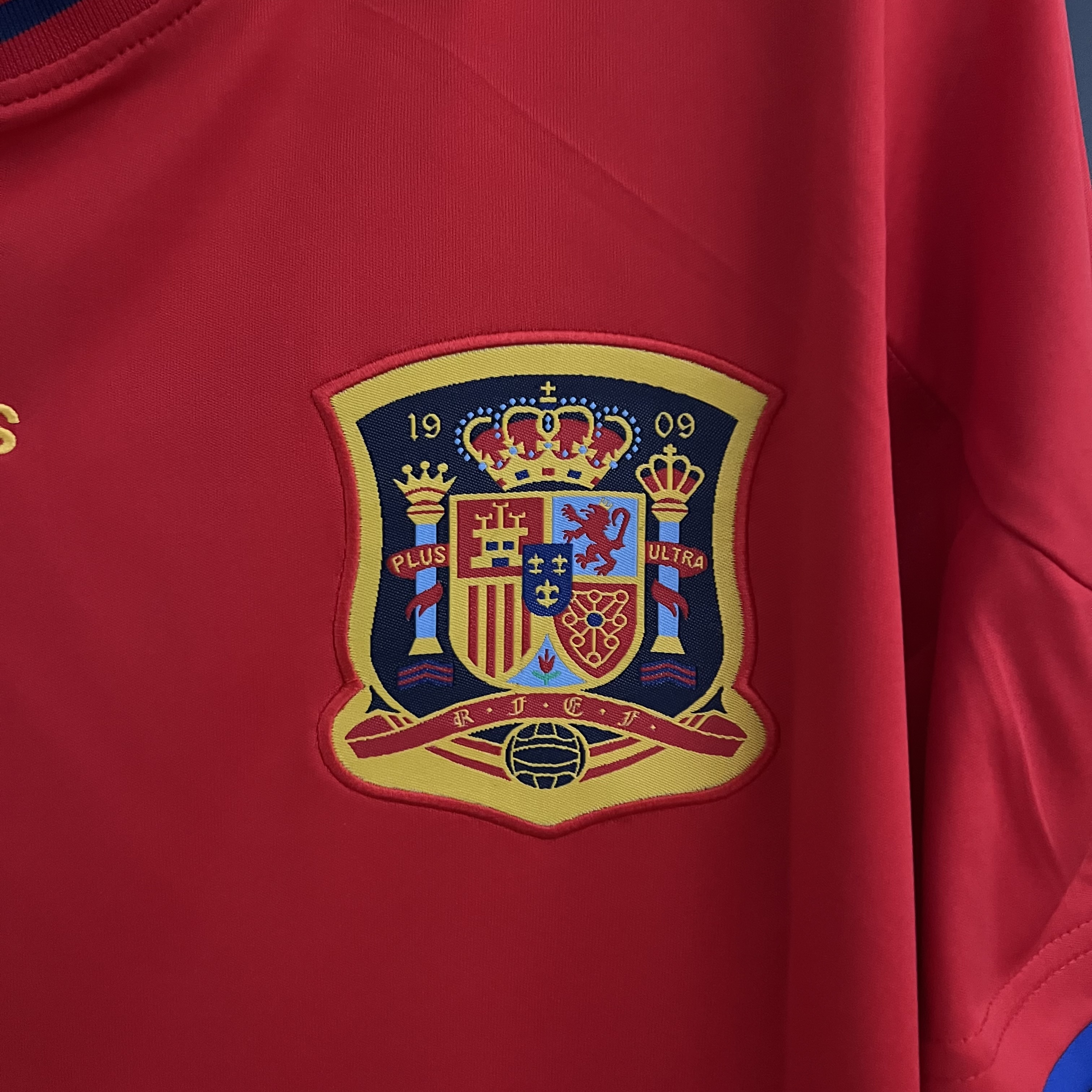 Retro  Spain 2010 Home Red