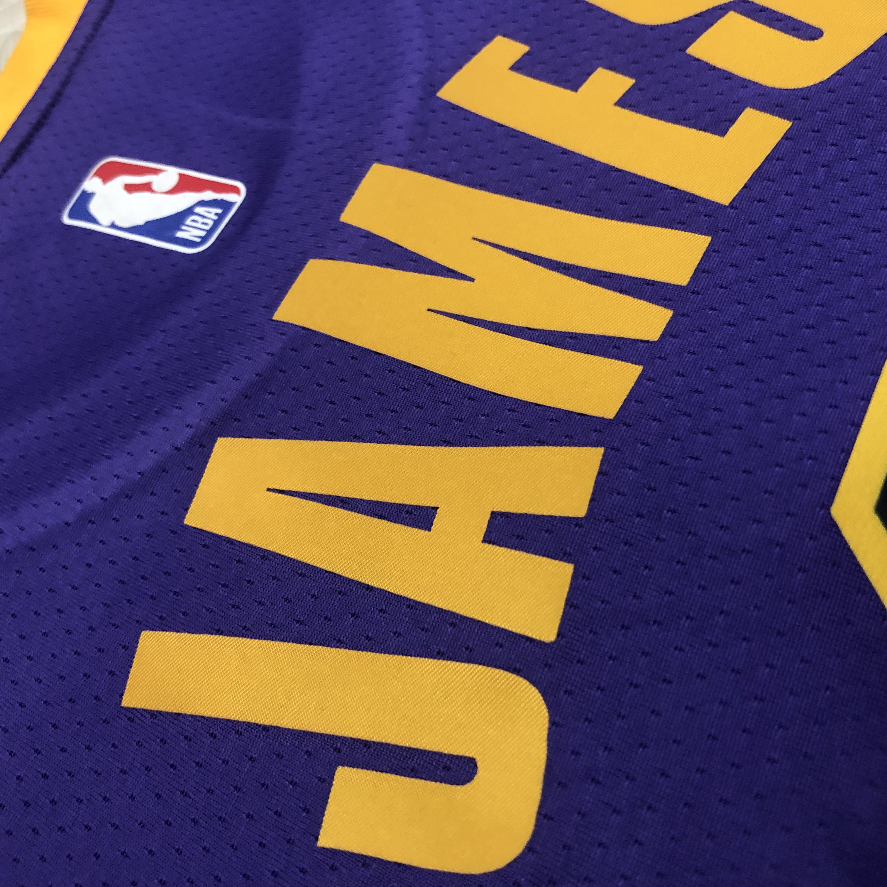 23 Season Lakers  No. 5 James