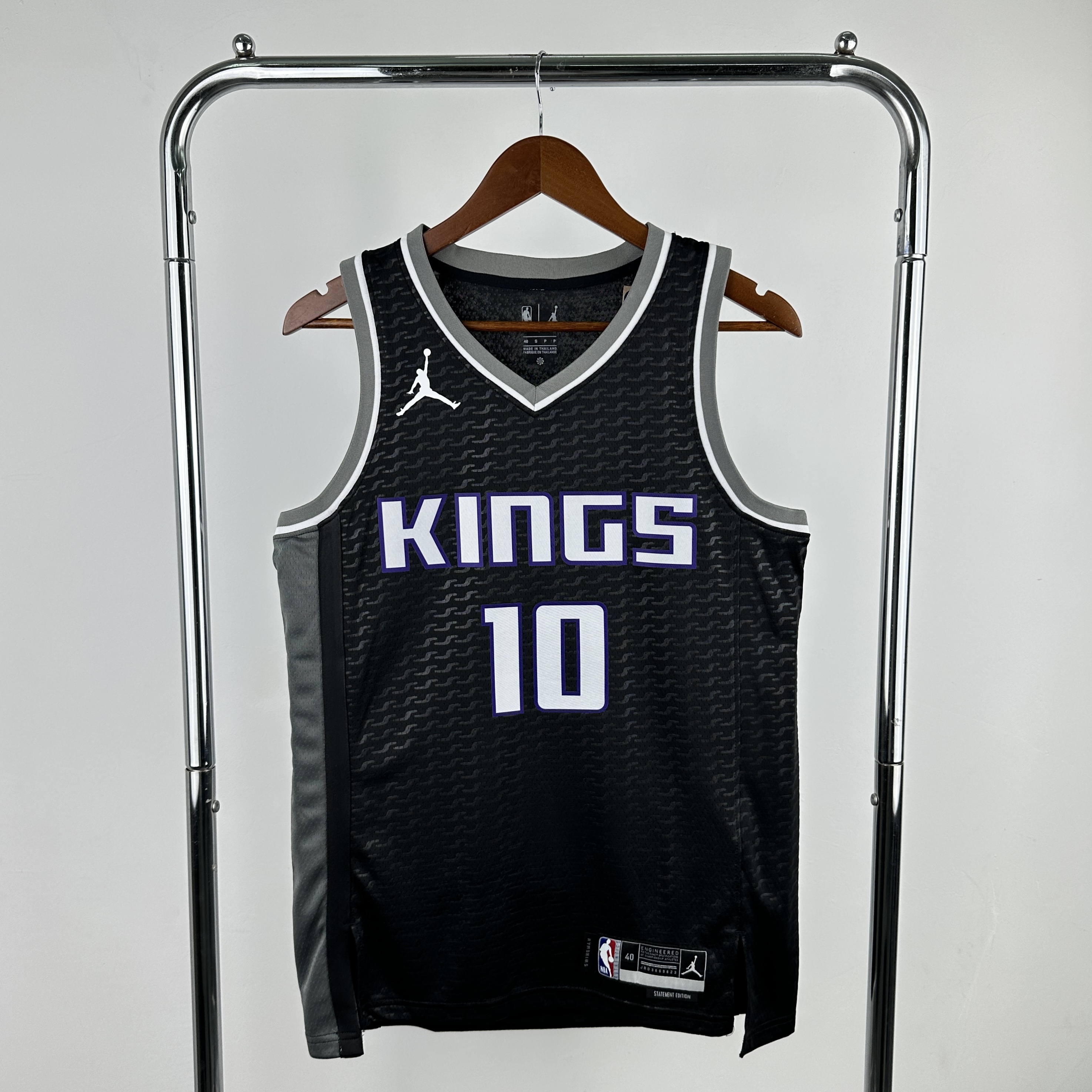 23 SEASON SACRAMENTO KINGS FLYER  #10 DeROZAN