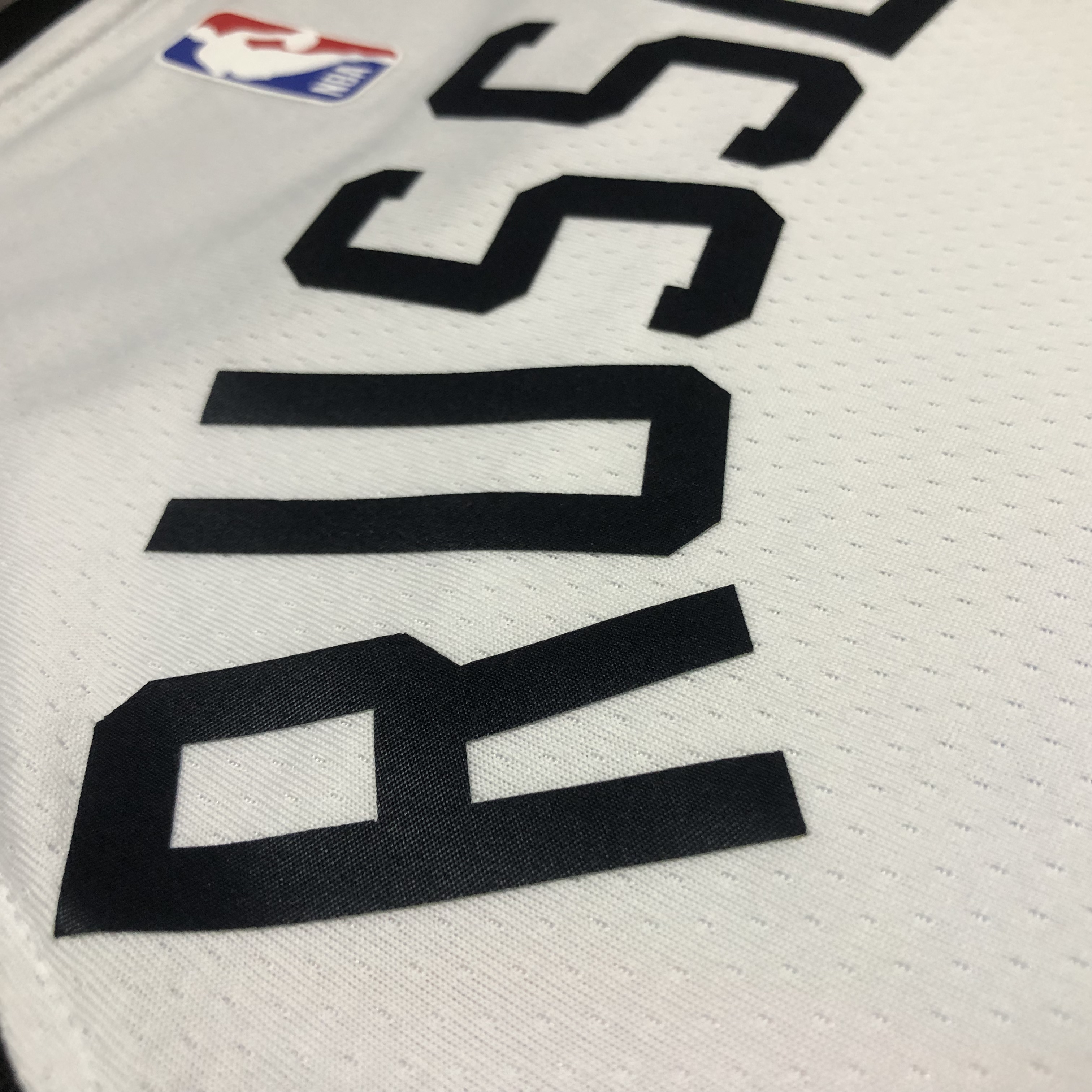 23 SEASON MINNESOTA TIMBERWOLVES CITY VERSION  NO.0 RUSSELL