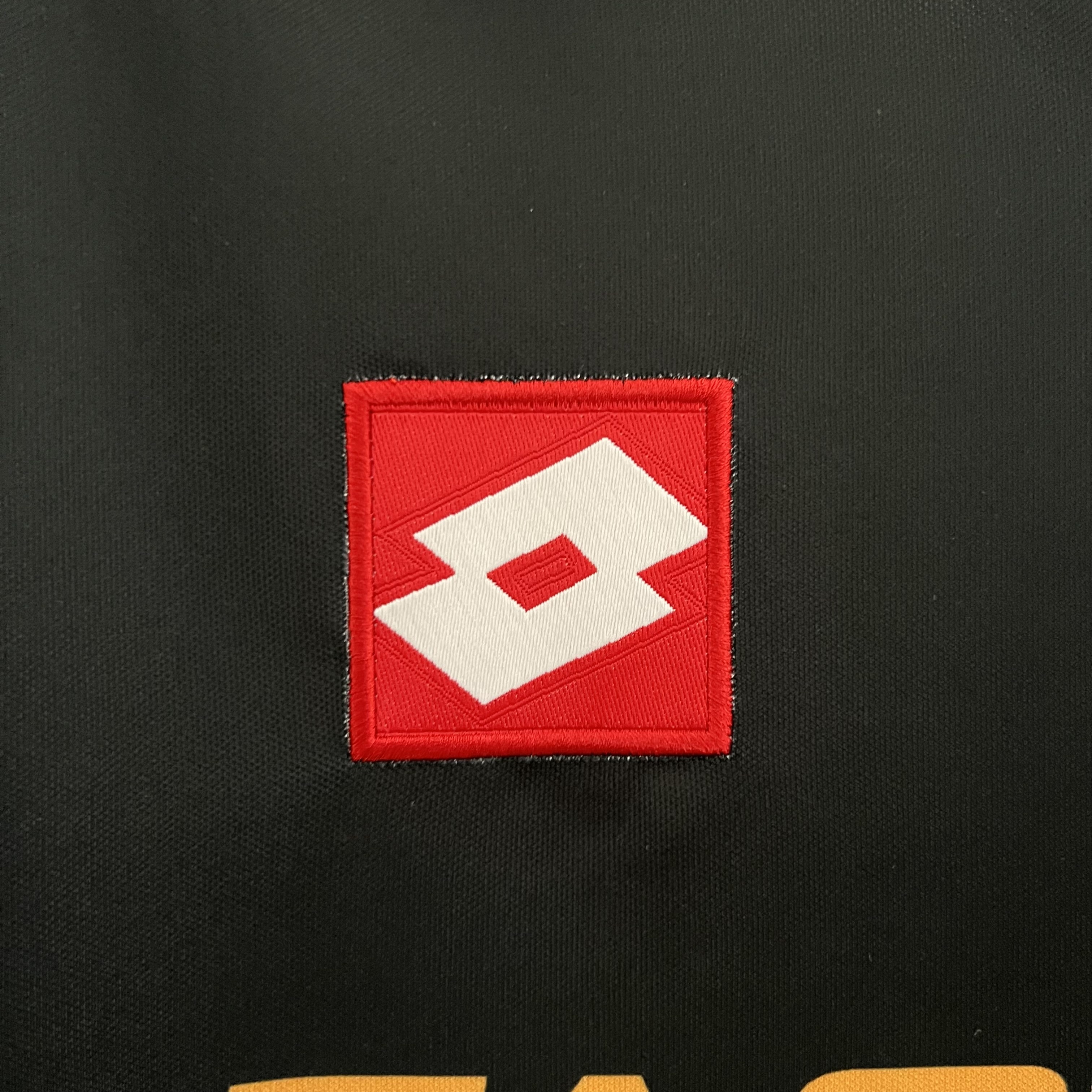 Retro  Juventus 2001/02 Away Black