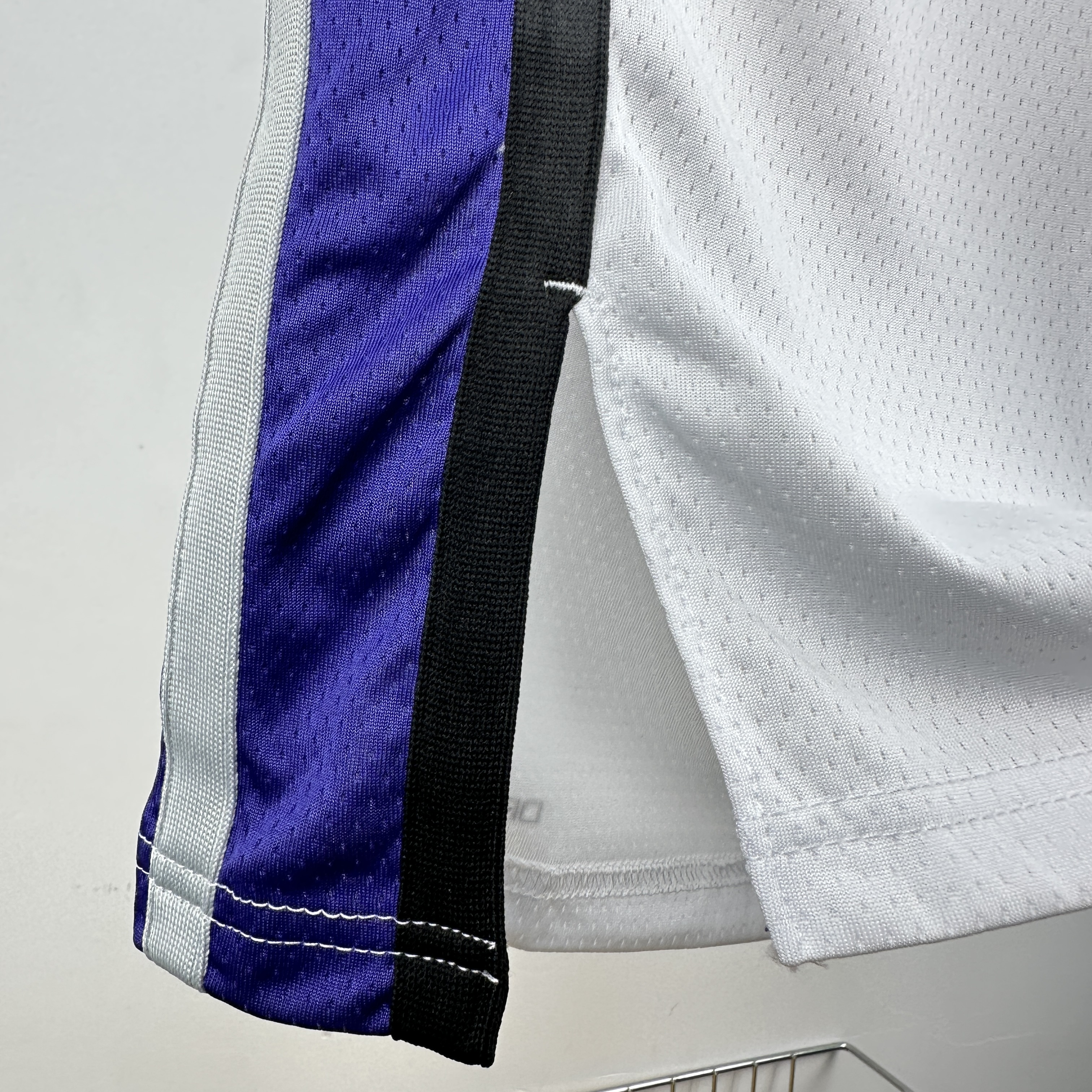 24 SEASON SACRAMENTO KINGS Home  #8 Lavine
