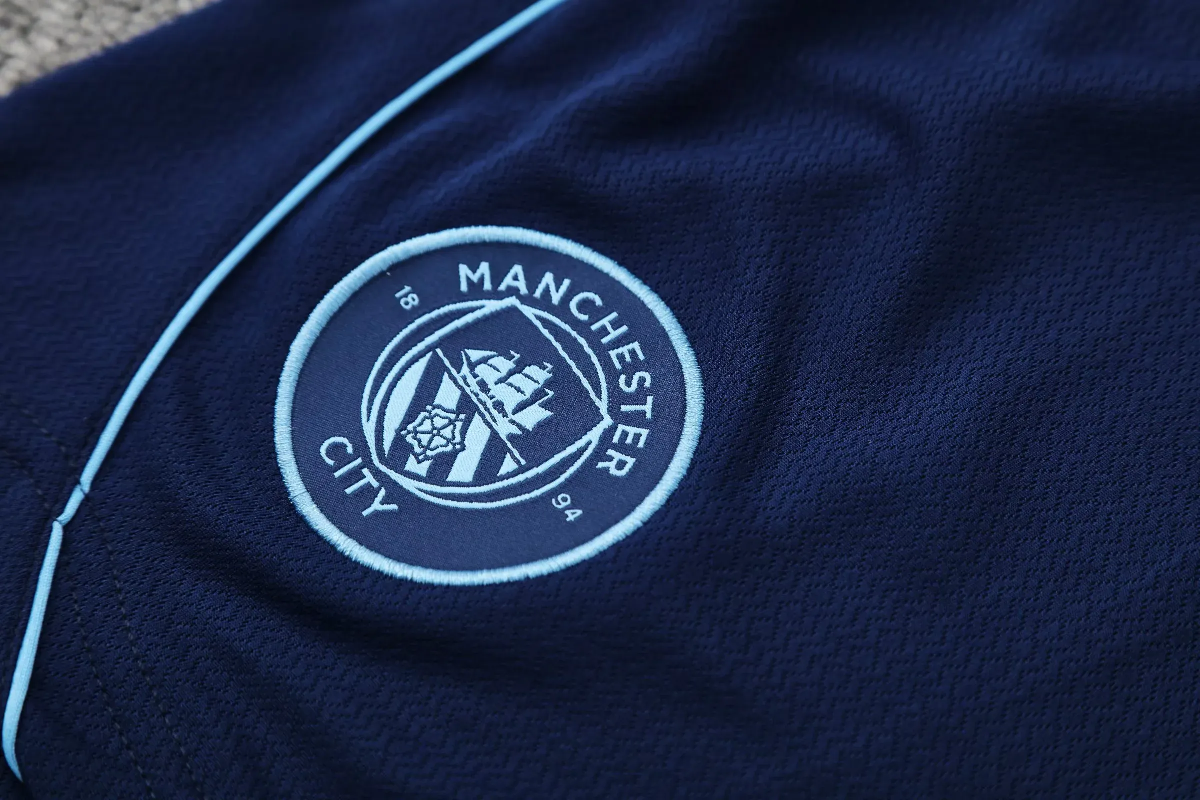 Manchester City 25/26 Short Sleeves Training suit