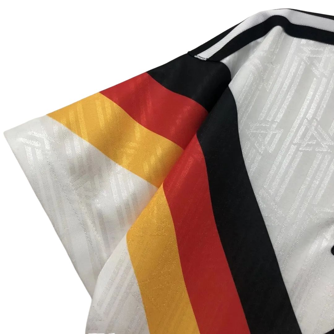 Retro  Germany 1990 Home White