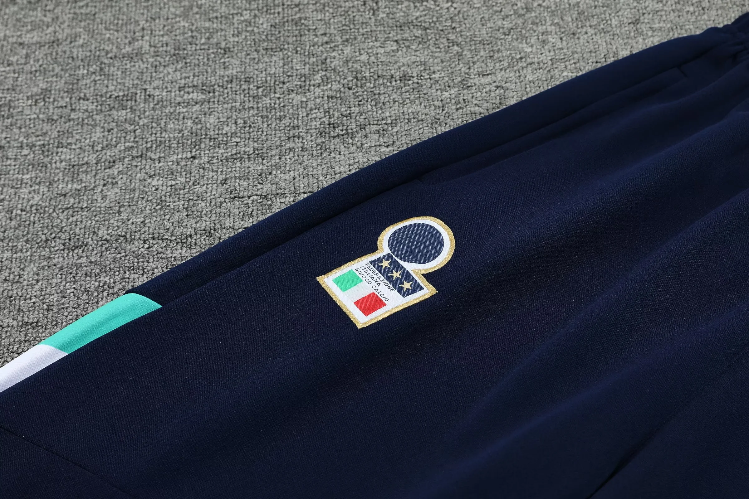 2425 ItalyTraining suit