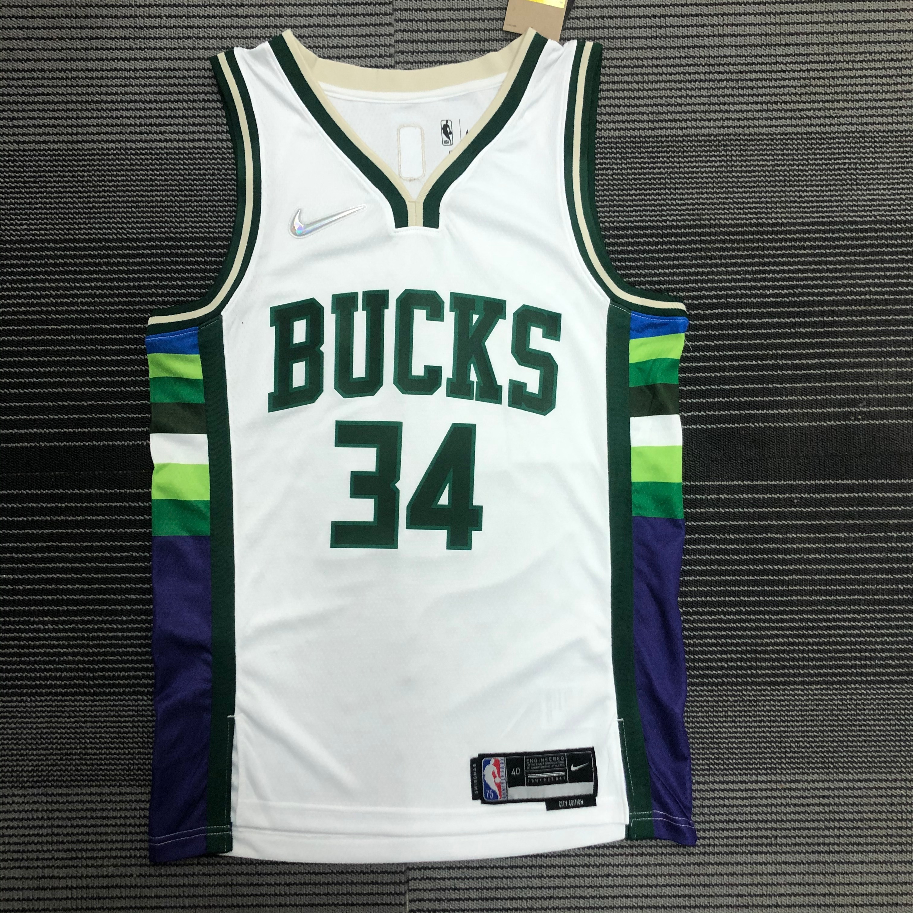 22 Season Milwaukee Bucks City Version  No.34 ANTETOKOUNMPO
