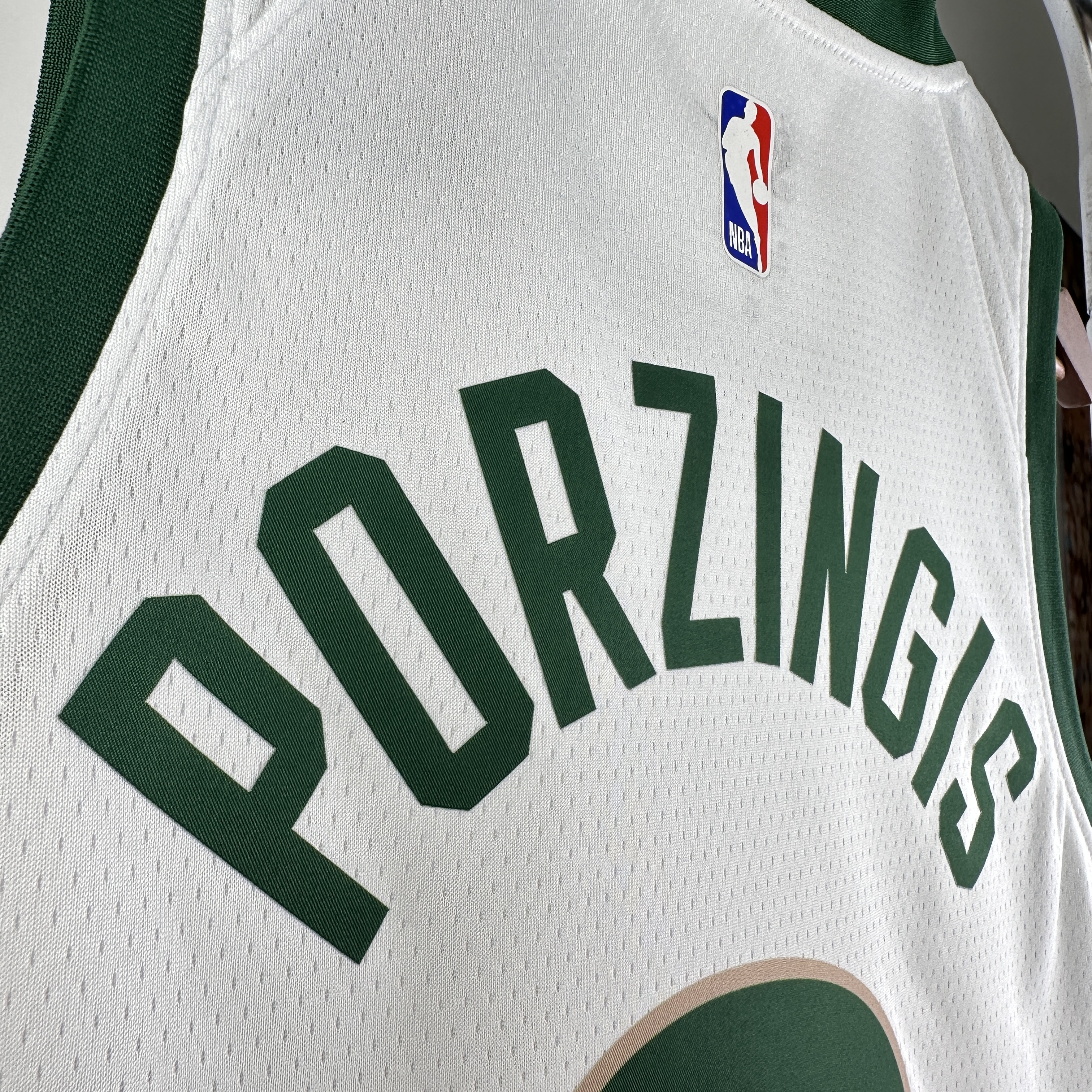 24 Season Celtic City Version No. 8 Porzingis