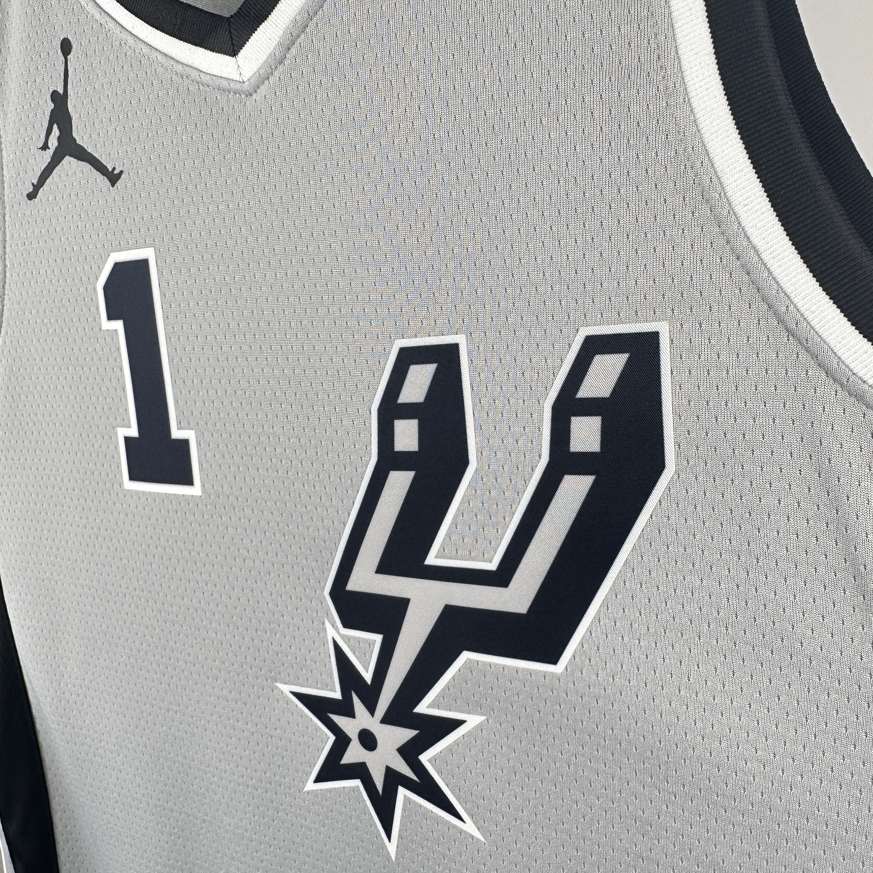 21 SEASON SAN ANTONIO SPURS FLYER EDITION  #1 WEMBANYAMA