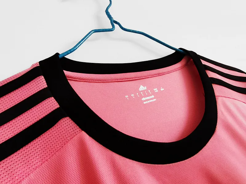 Retro  Juventus 2015/16 Away Long Sleeves Pink