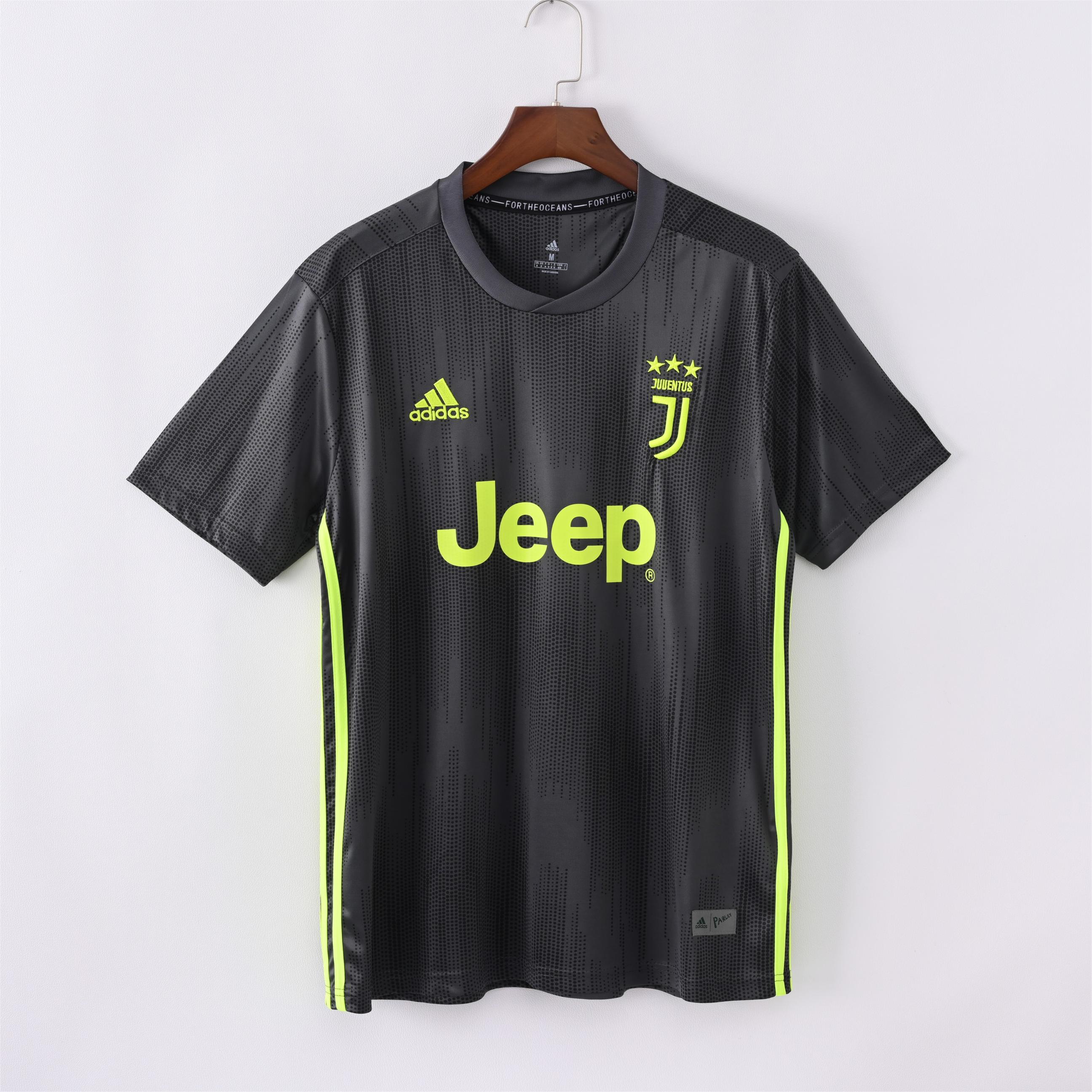 Retro Juventus 18/19 Away