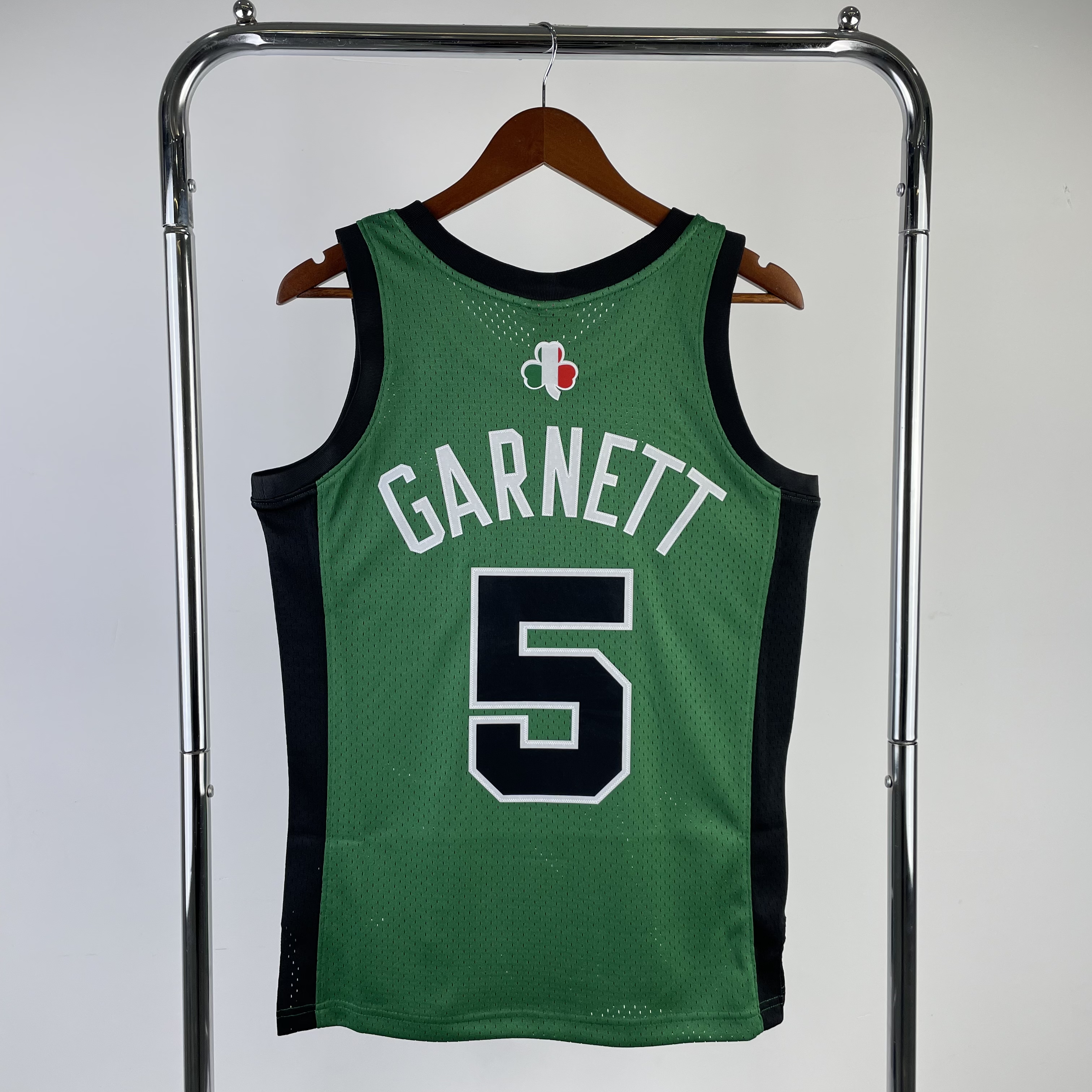 MN Heat Pressed Vintage : Boston Celtics No.5 Garnet