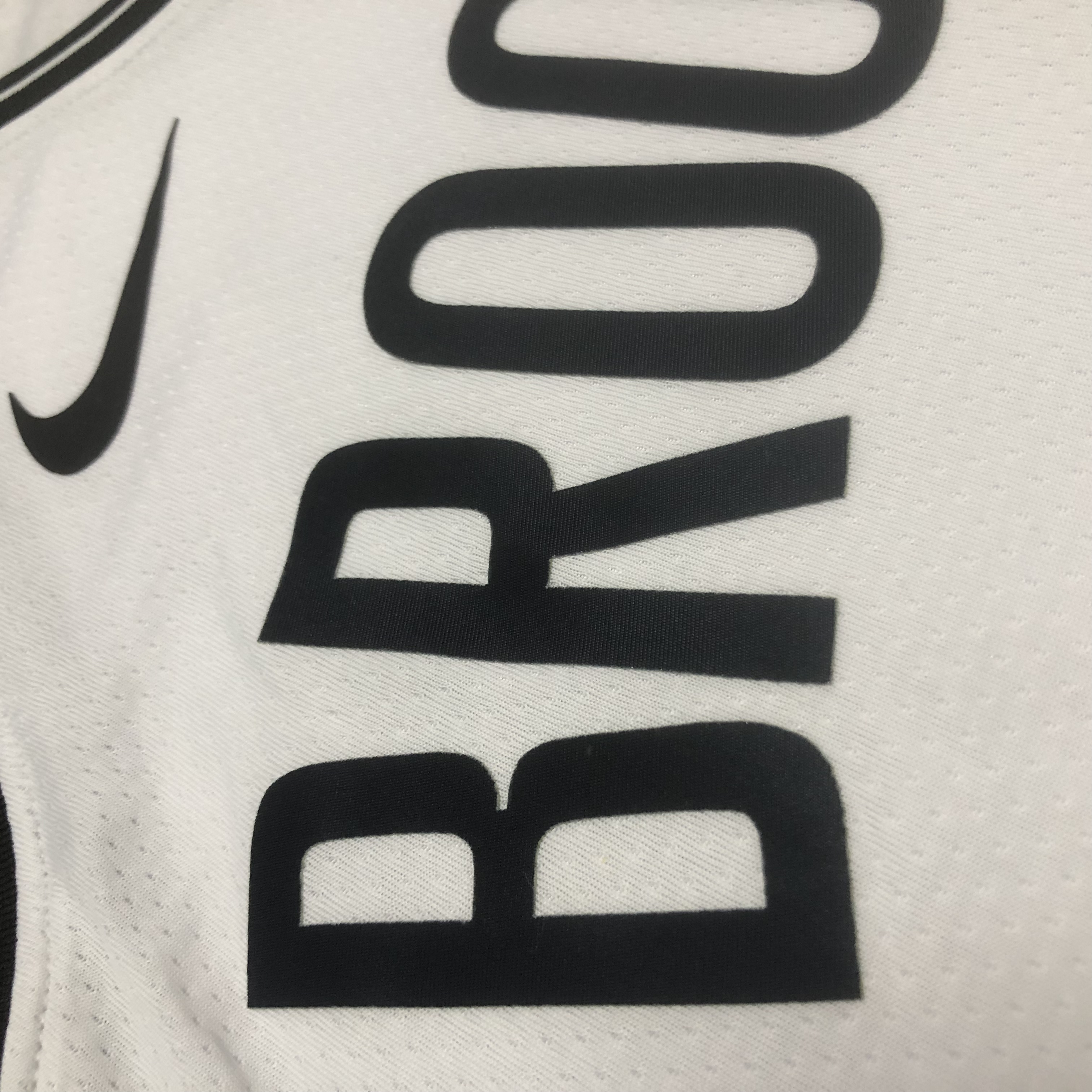 23 Season Brooklyn Nets White  No. 11 Irving