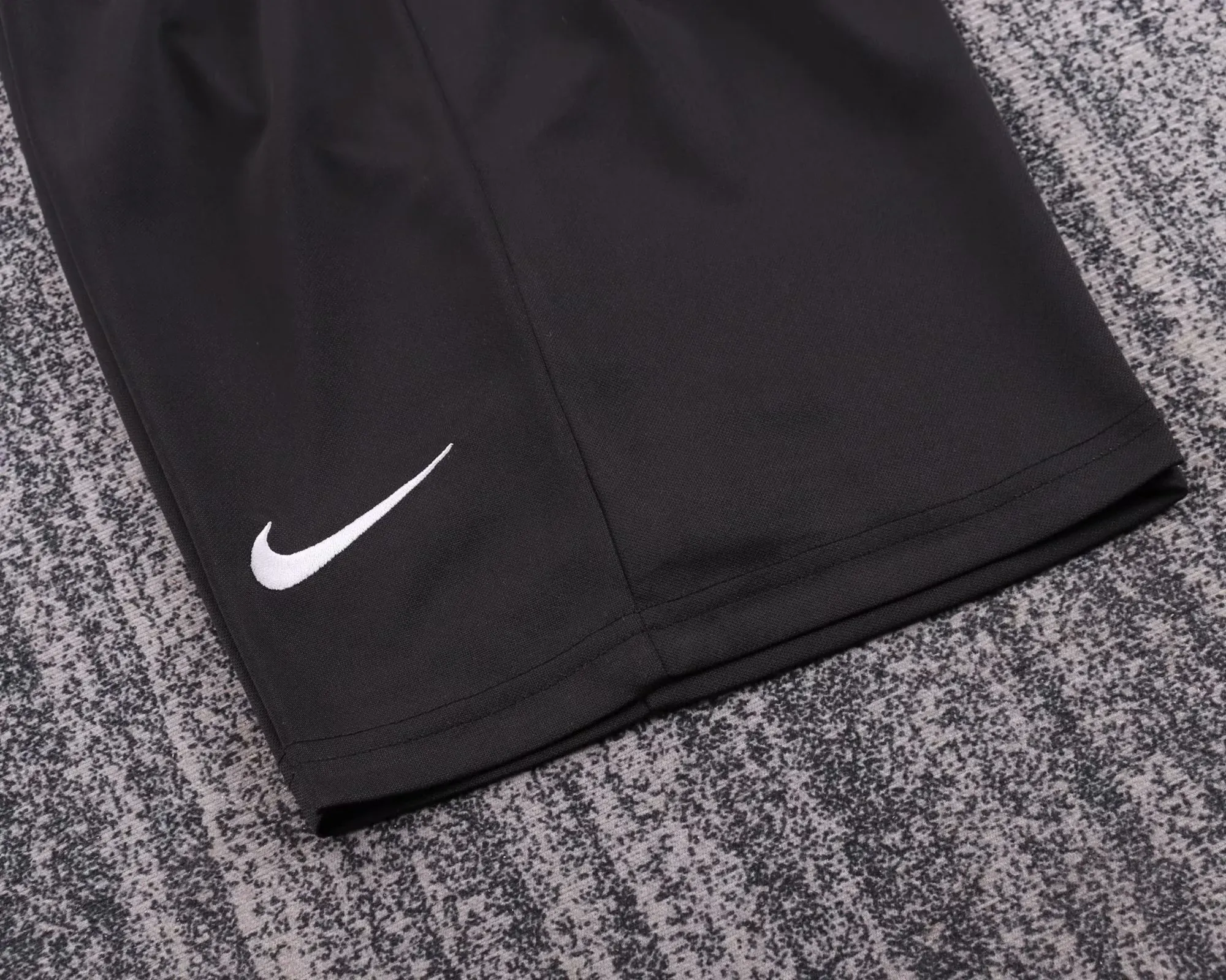 Kids Retro Manchester United 2002-04 Home Kit 16-28