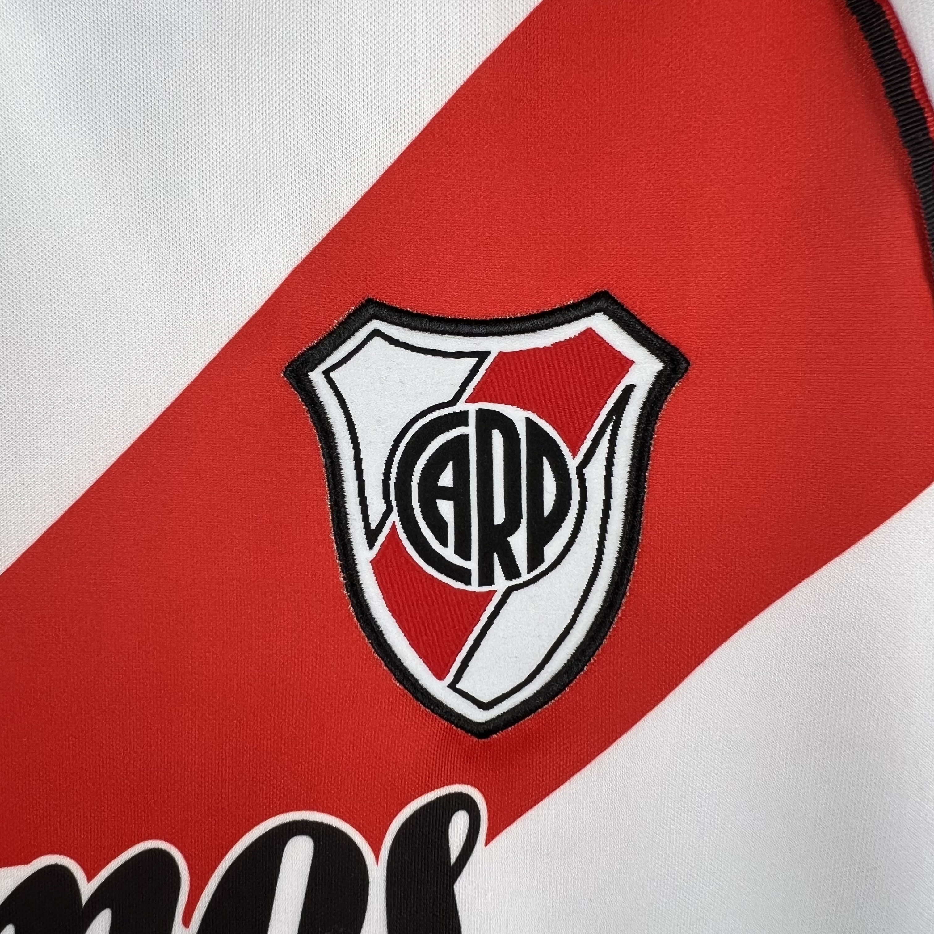 Retro River Plate 2000/01 Home  S-XXL