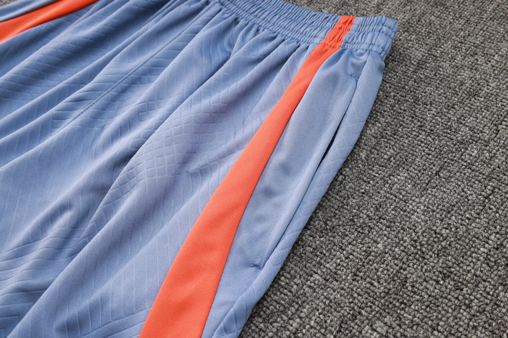 2425 vest Inter Milan light grey / blue Training Suit-