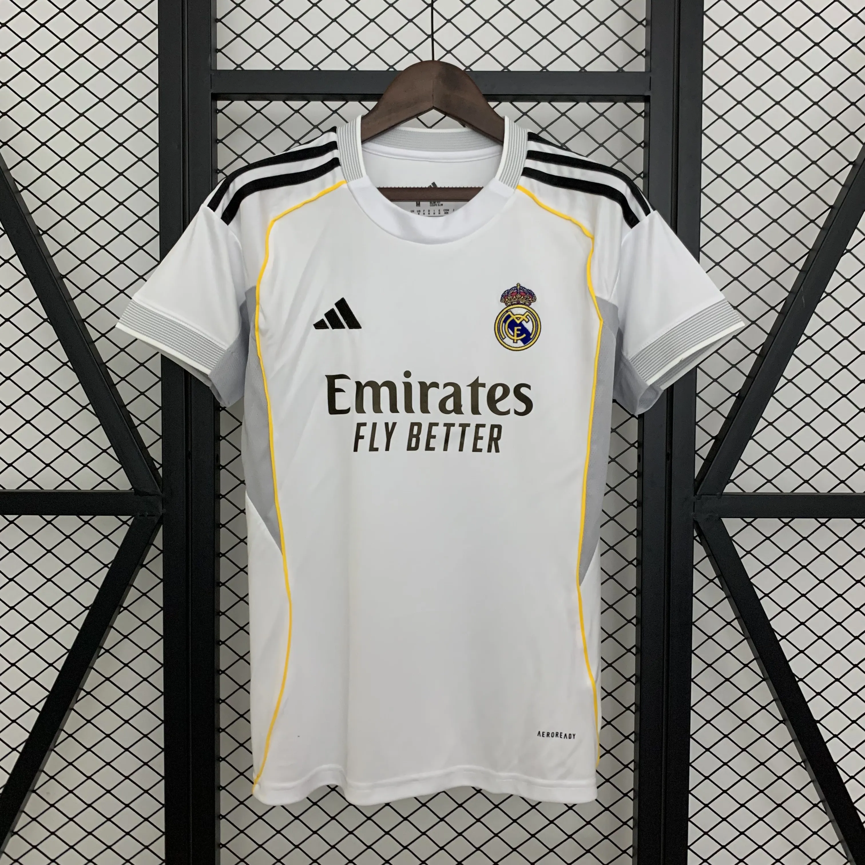 Female Real Mαdrid 25/26 Home  Size S-XXL