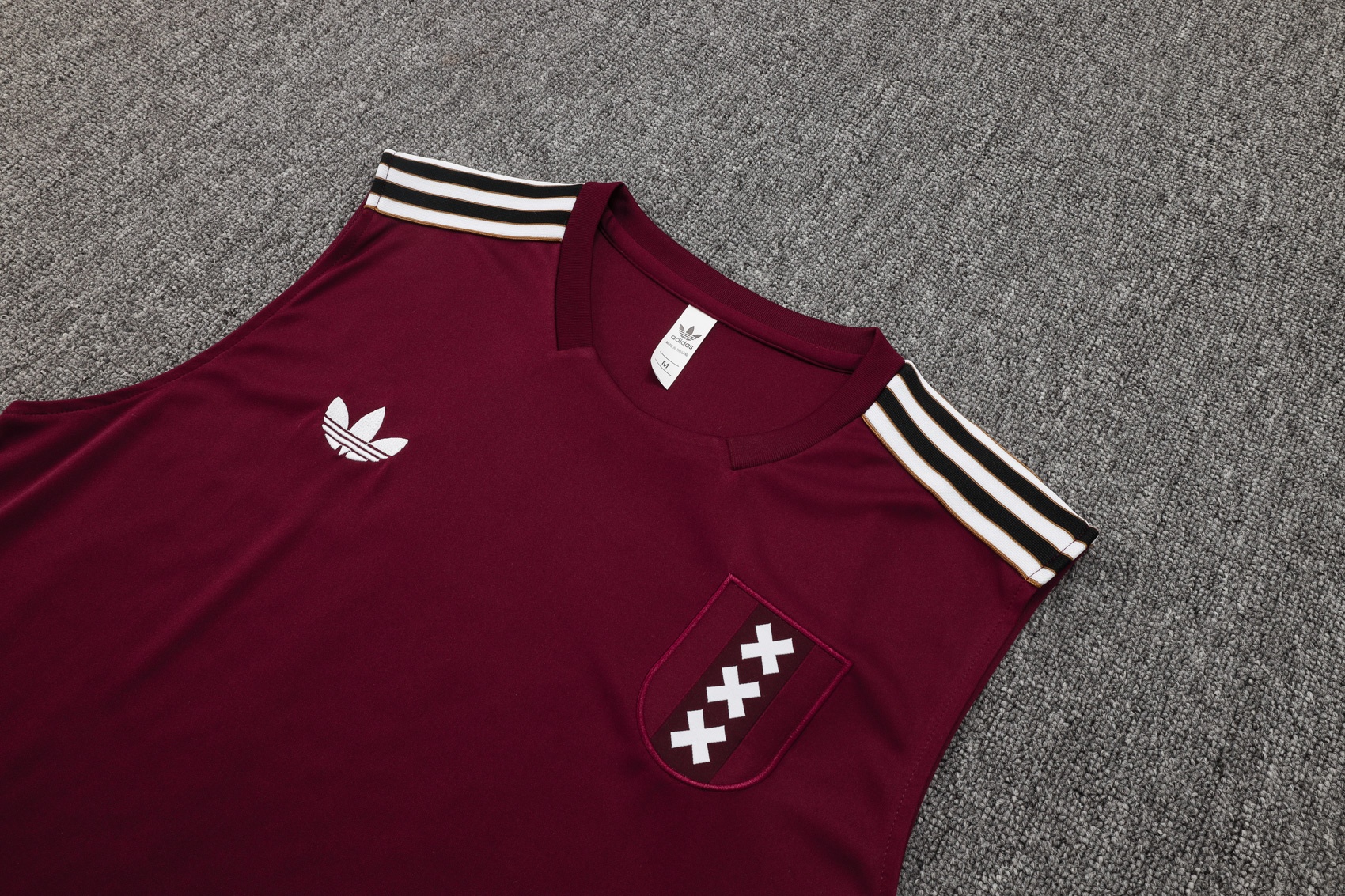 Ajax Sleeveless training suit D2531