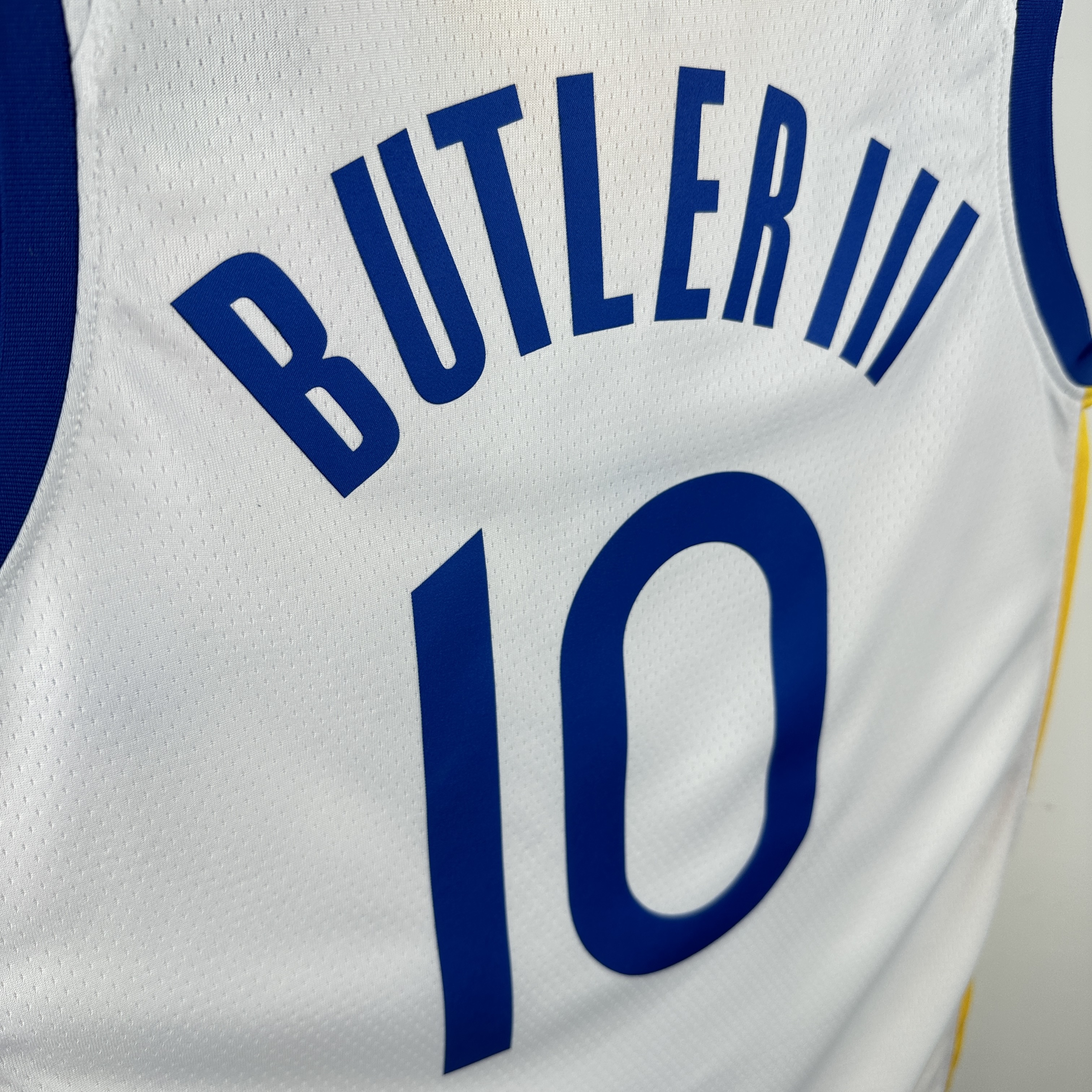 23 Season Warriors White No.10 BUTLER