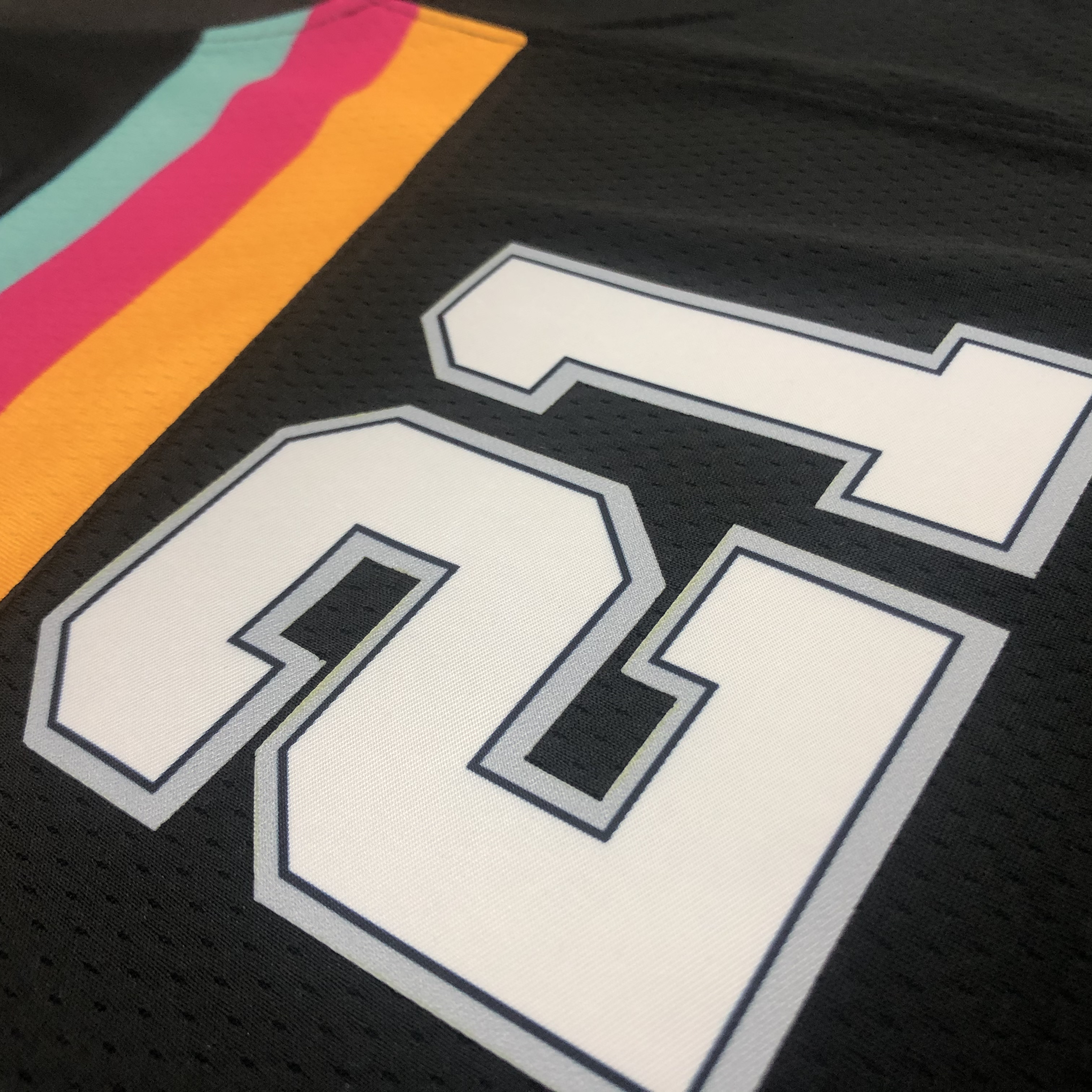 21 Season SAN ANTONIO SPURS City Edition  #12