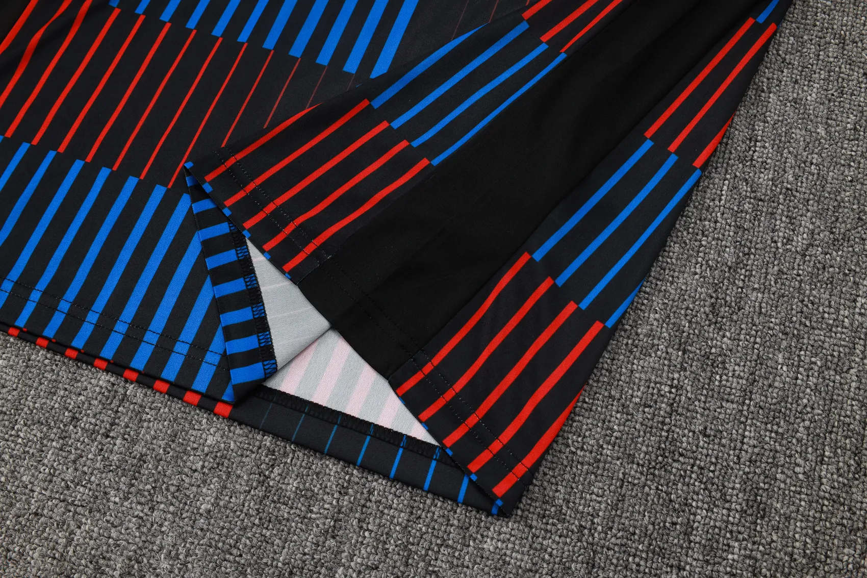 2425 Barcelona Sleevesless Training Suit D1221