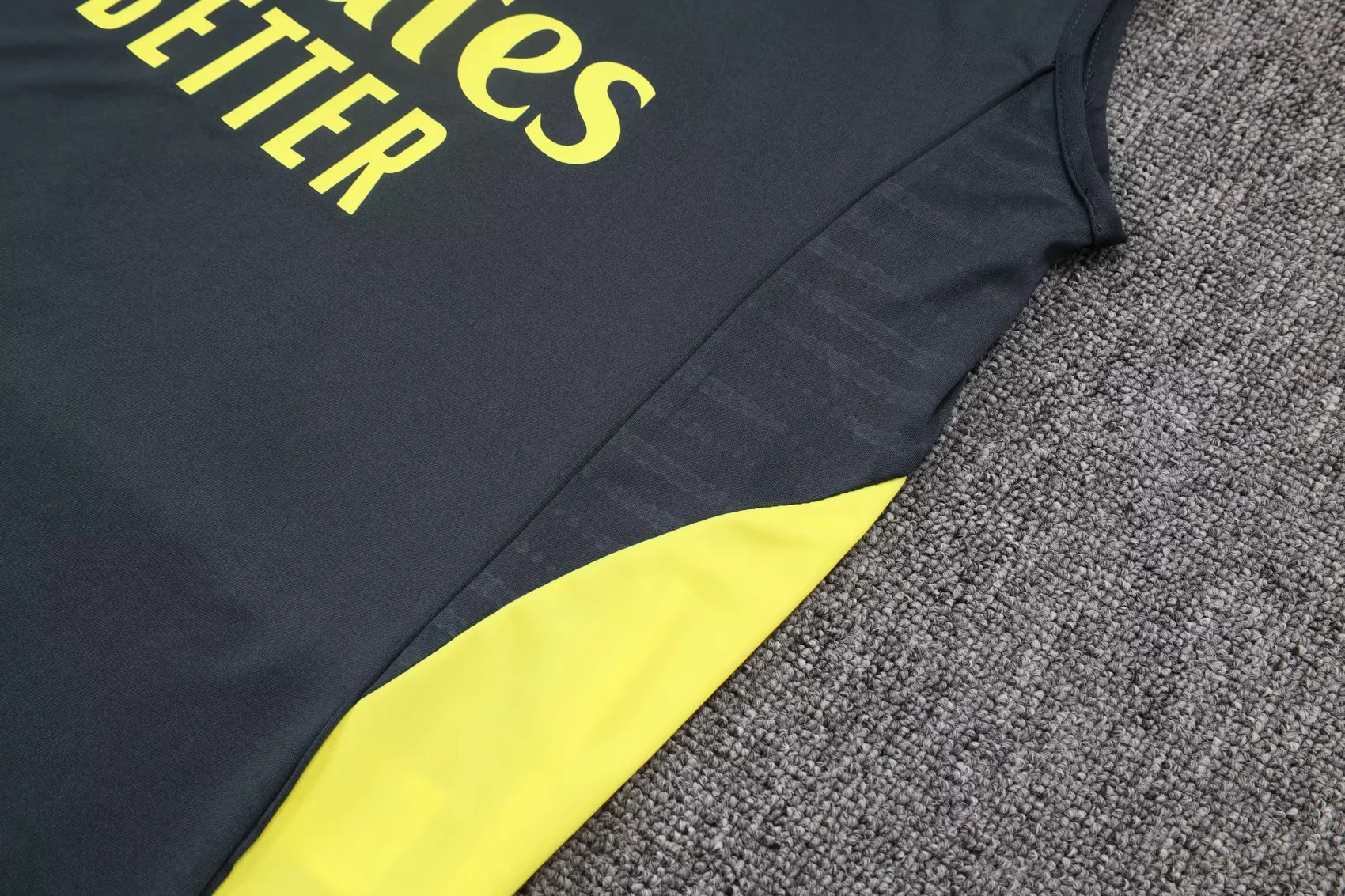 Real Mαdrid Sleeveless training suit D2597