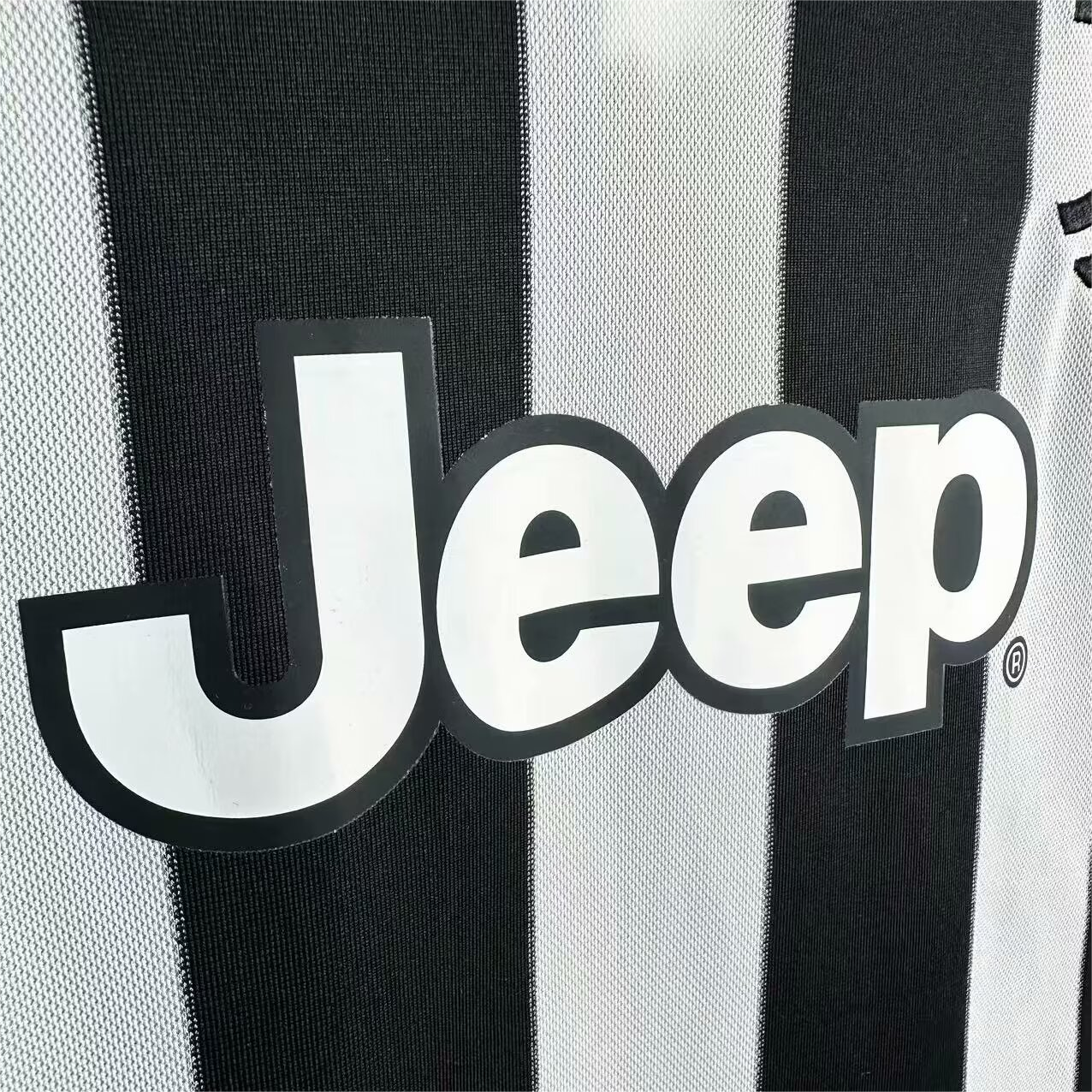 Retro 2017/18 Juventus Home